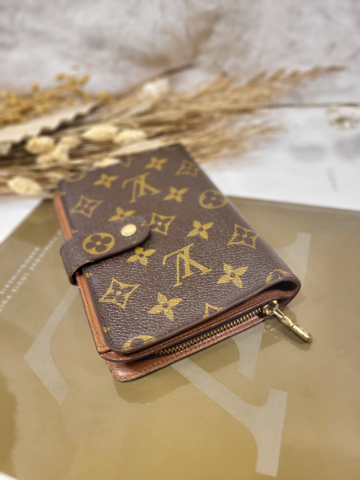 Authentic pre-owned Louis Vuitton porte papier zippy wallet