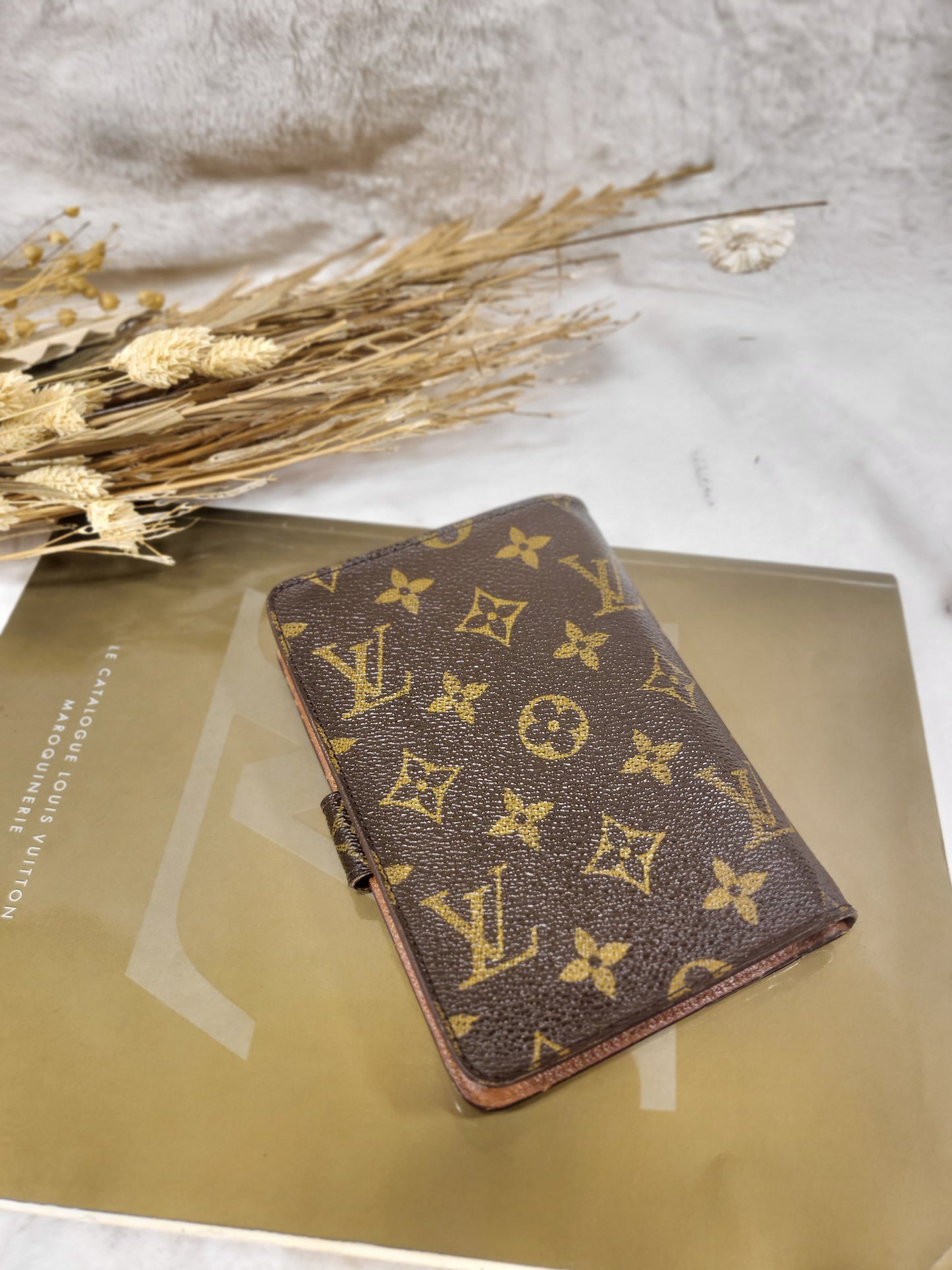 Authentic pre-owned Louis Vuitton porte papier zippy wallet