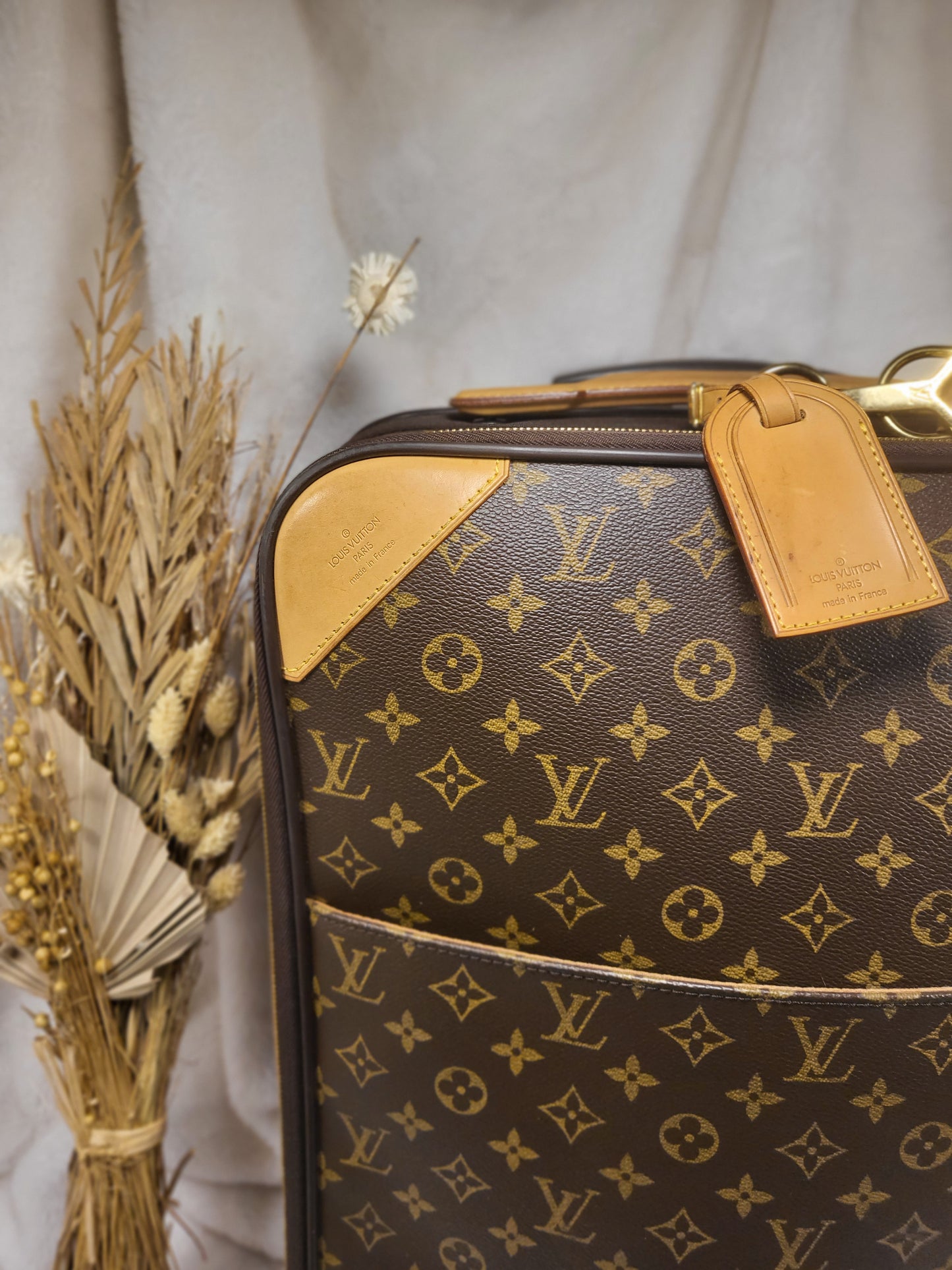 Authentic pre-owned Louis Vuitton Pegase 55