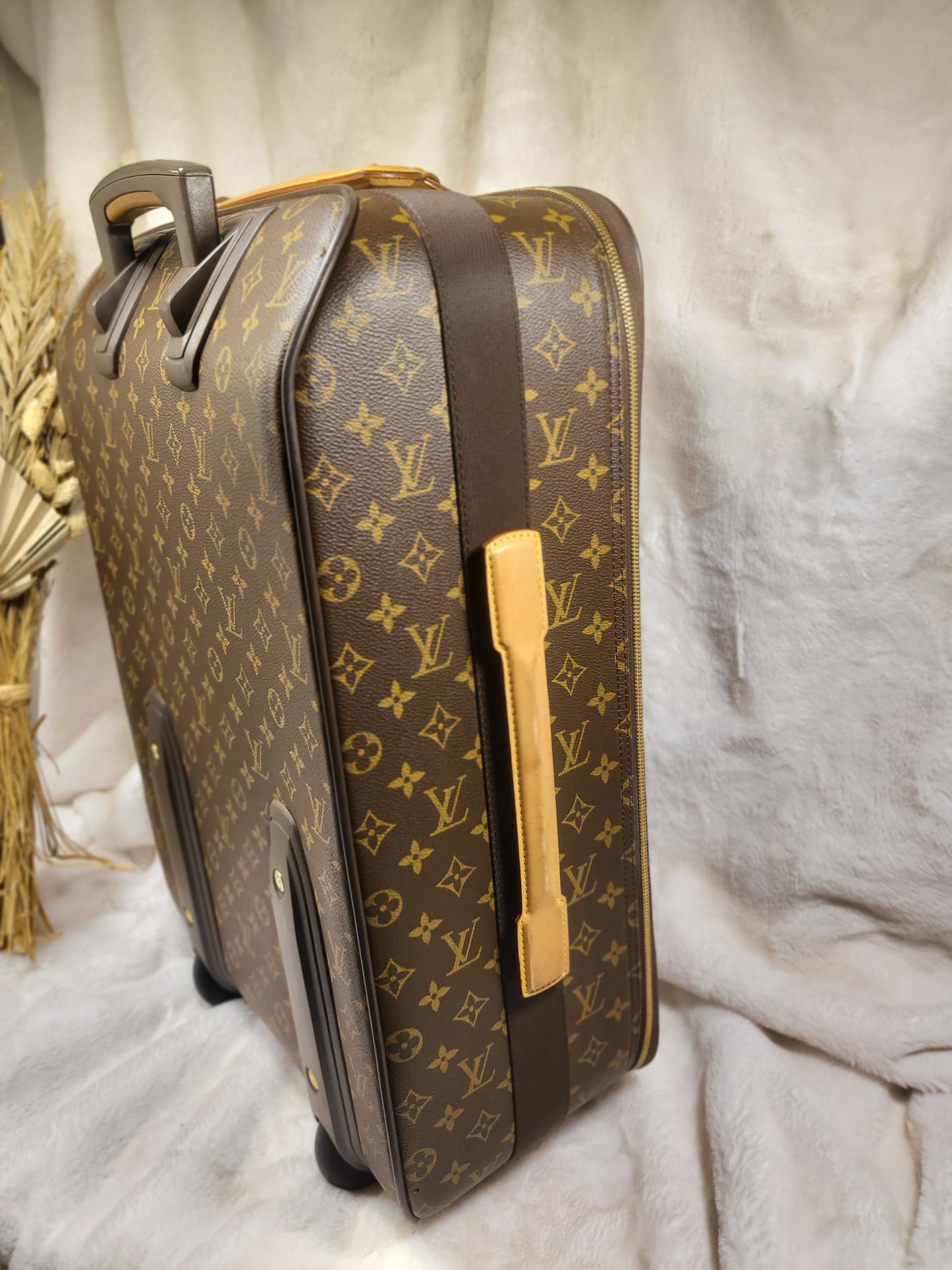 Authentic pre-owned Louis Vuitton Pegase 55