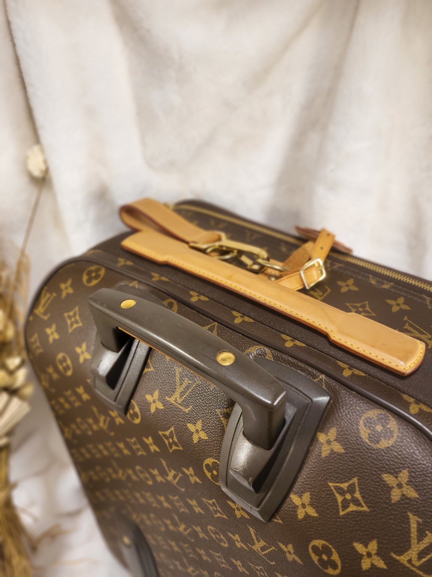 Authentic pre-owned Louis Vuitton Pegase 55