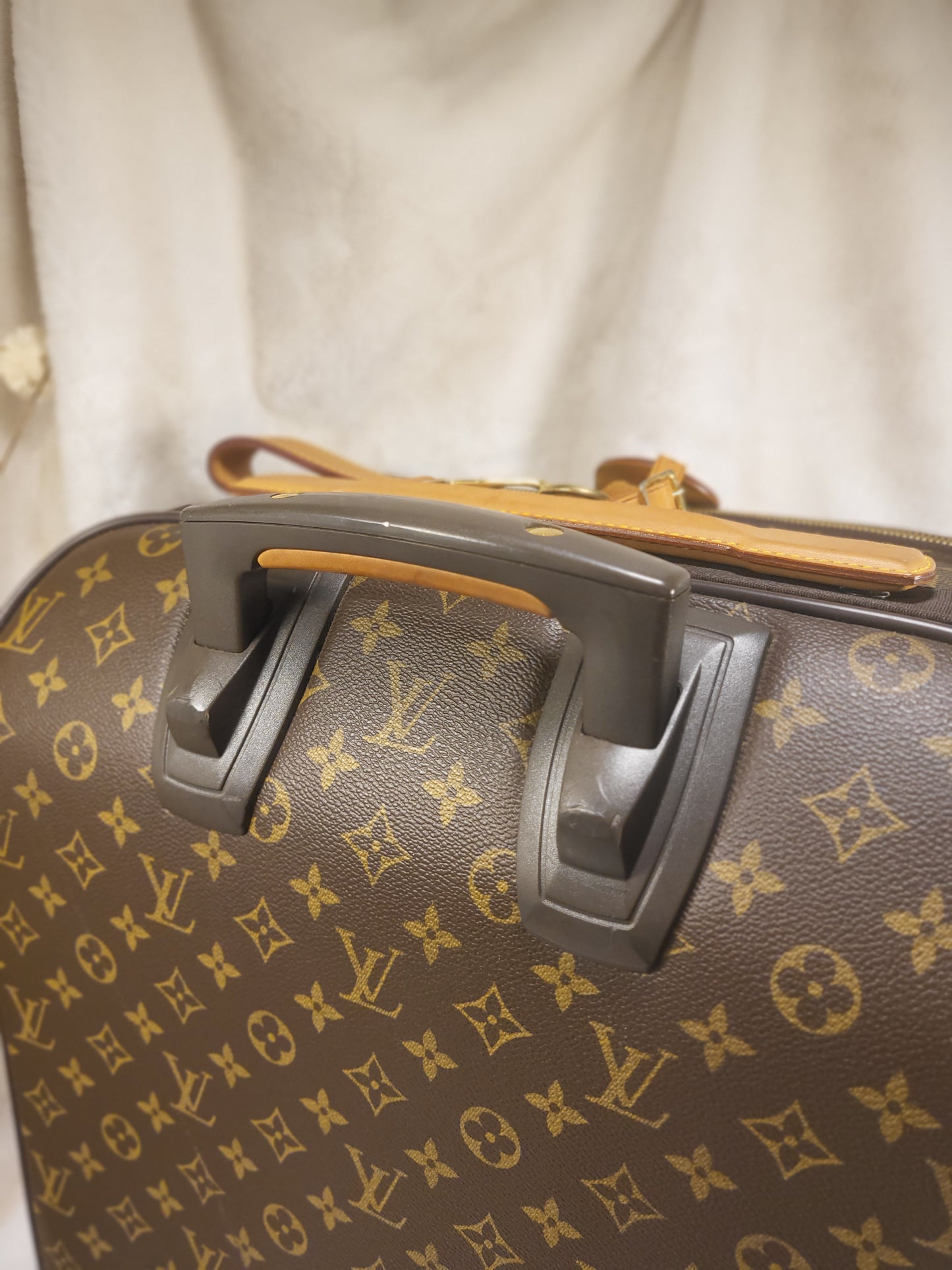 Authentic pre-owned Louis Vuitton Pegase 55