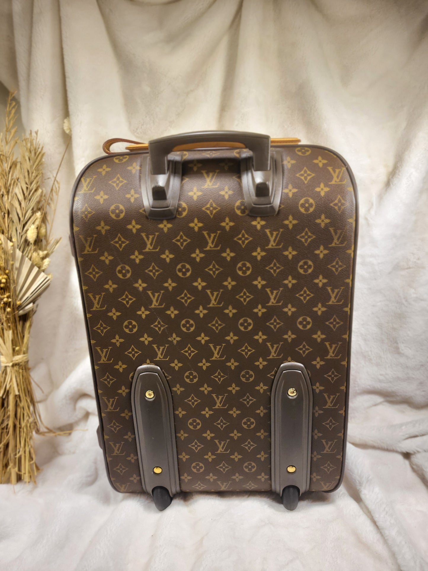 Authentic pre-owned Louis Vuitton Pegase 55