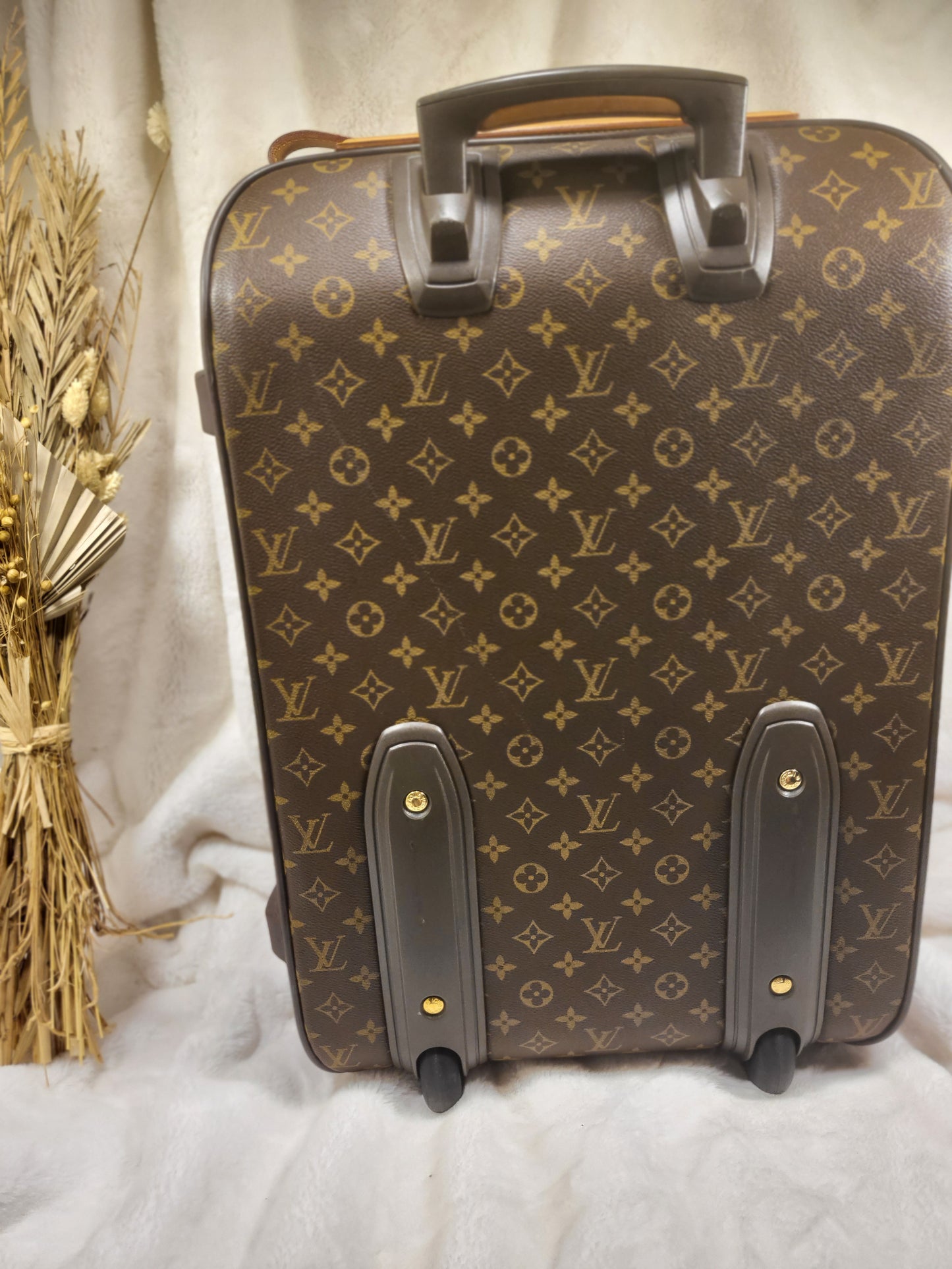 Authentic pre-owned Louis Vuitton Pegase 55