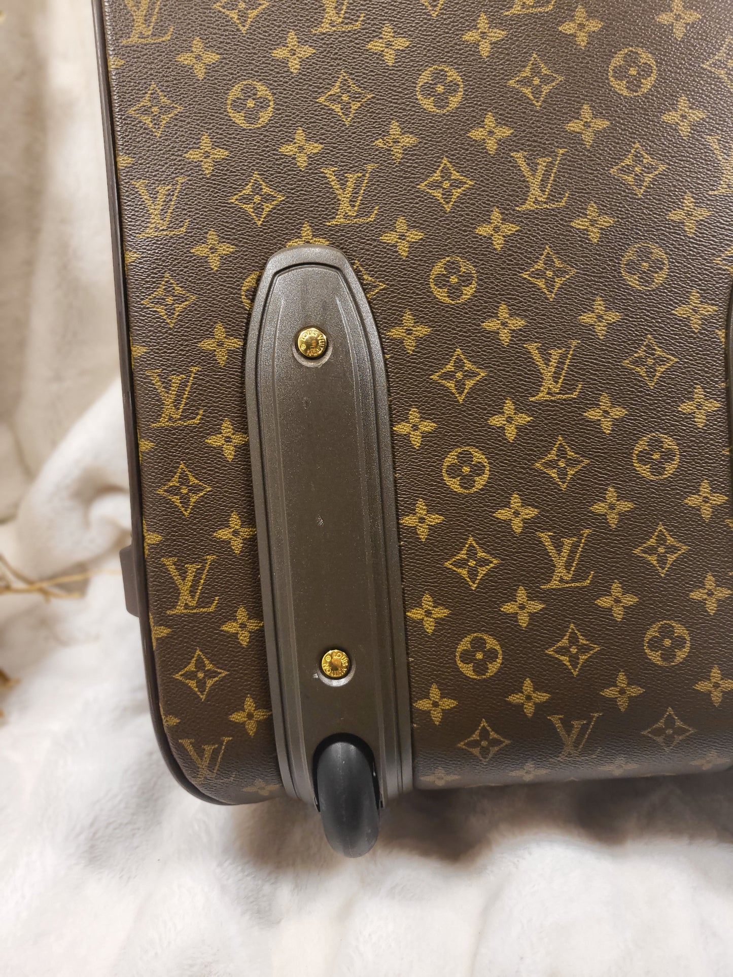 Authentic pre-owned Louis Vuitton Pegase 55