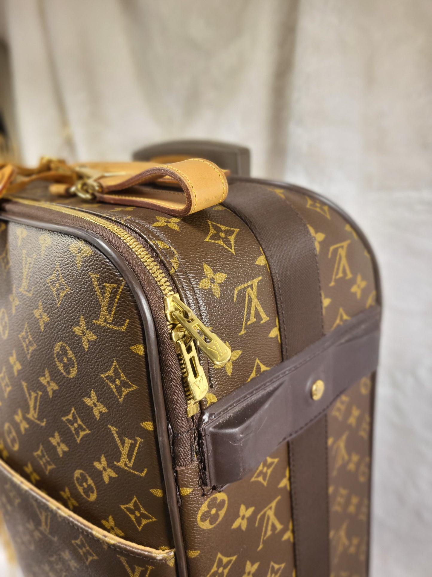 Authentic pre-owned Louis Vuitton Pegase 55