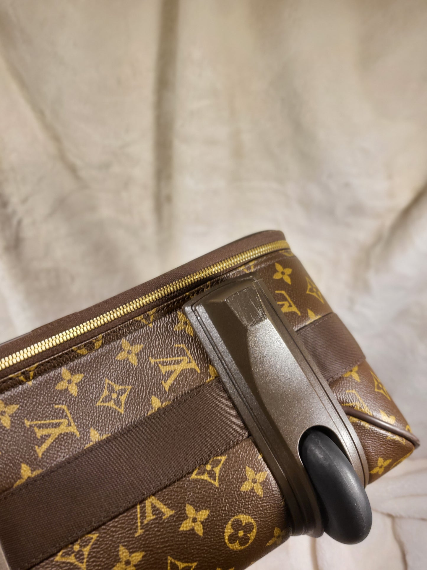 Authentic pre-owned Louis Vuitton Pegase 55