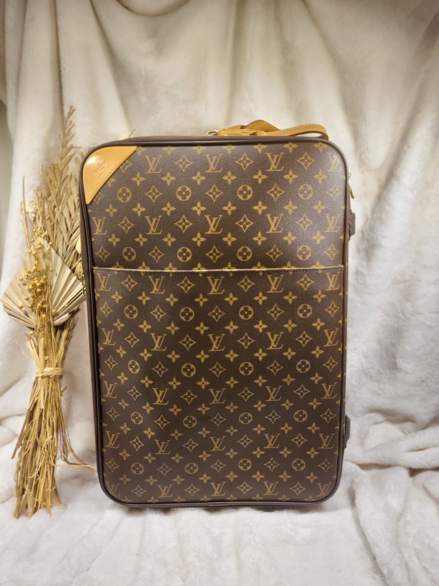 Authentic pre-owned Louis Vuitton Pegase 55
