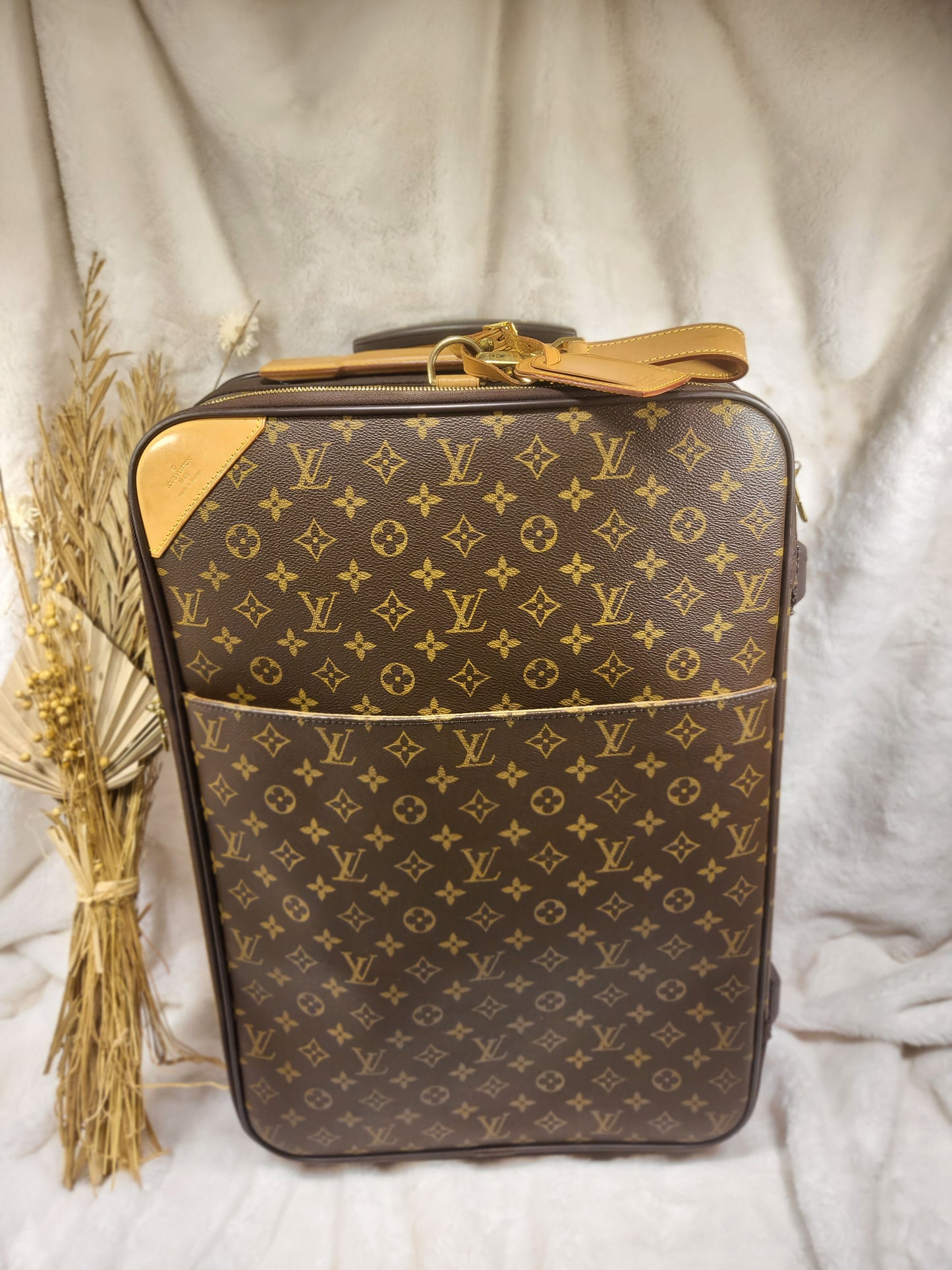Authentic pre-owned Louis Vuitton Pegase 55
