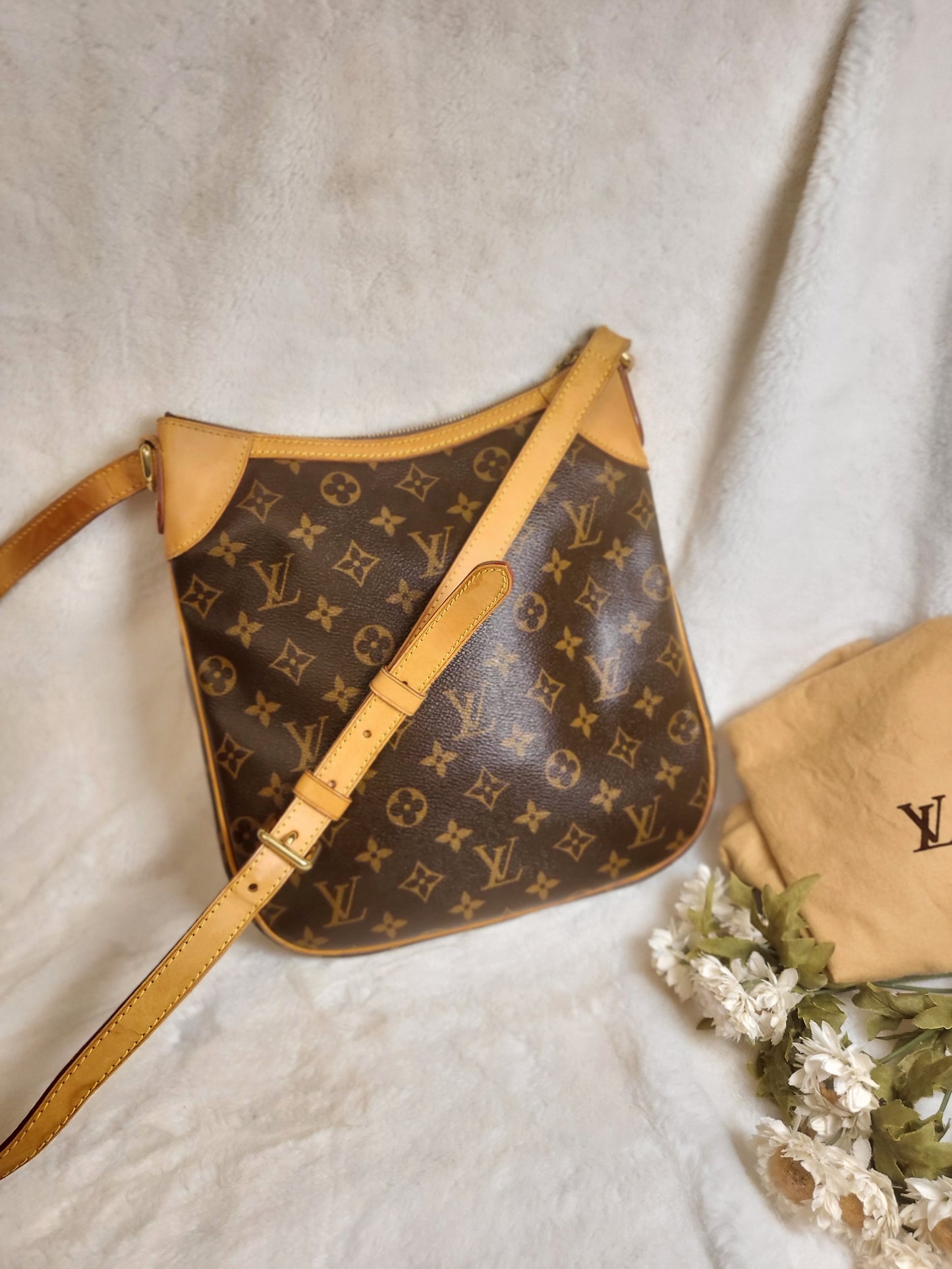 Authentic pre-owned Louis Vuitton odeon pm crossbody shoulder bag