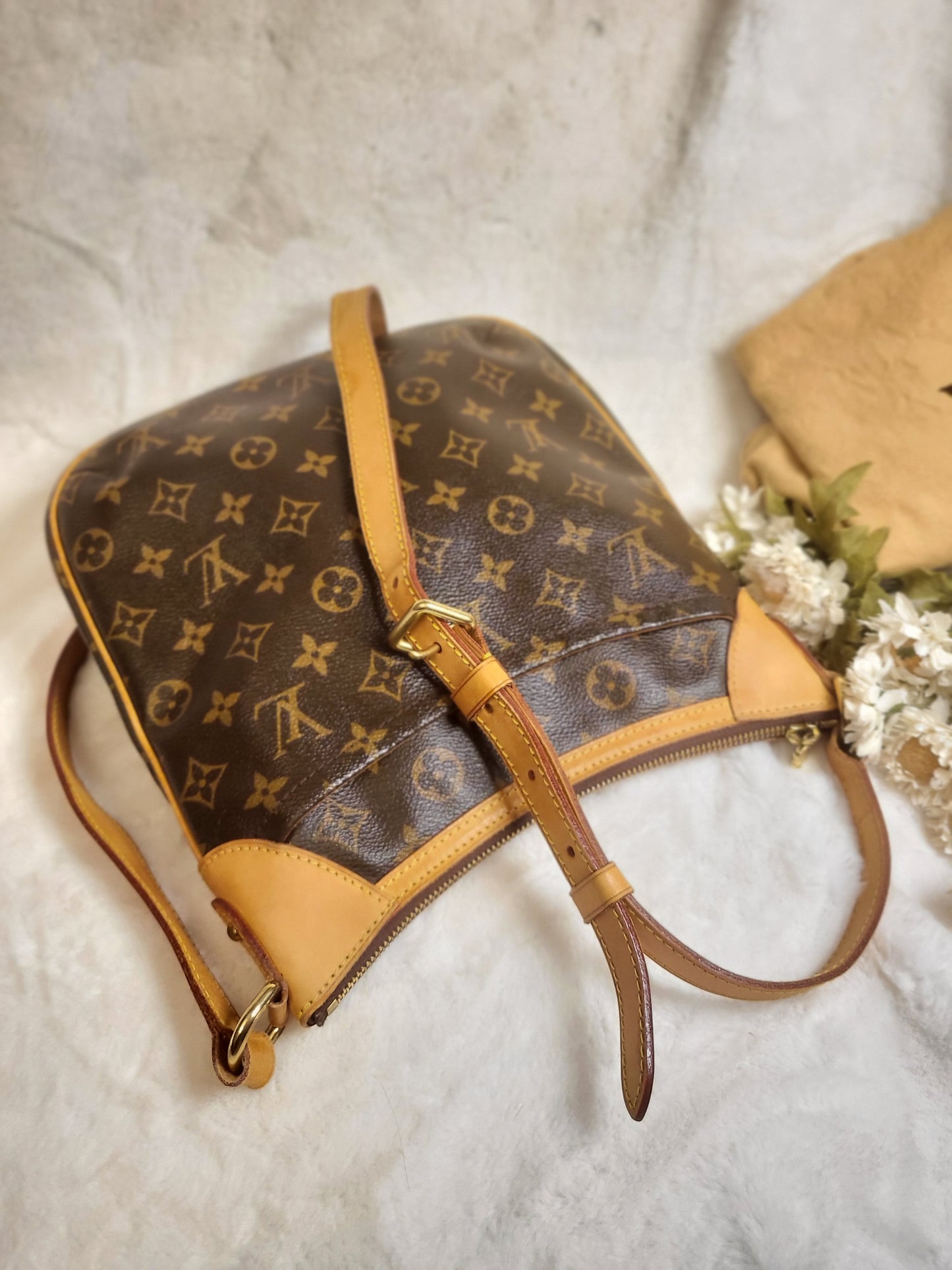 Authentic pre-owned Louis Vuitton odeon pm crossbody shoulder bag