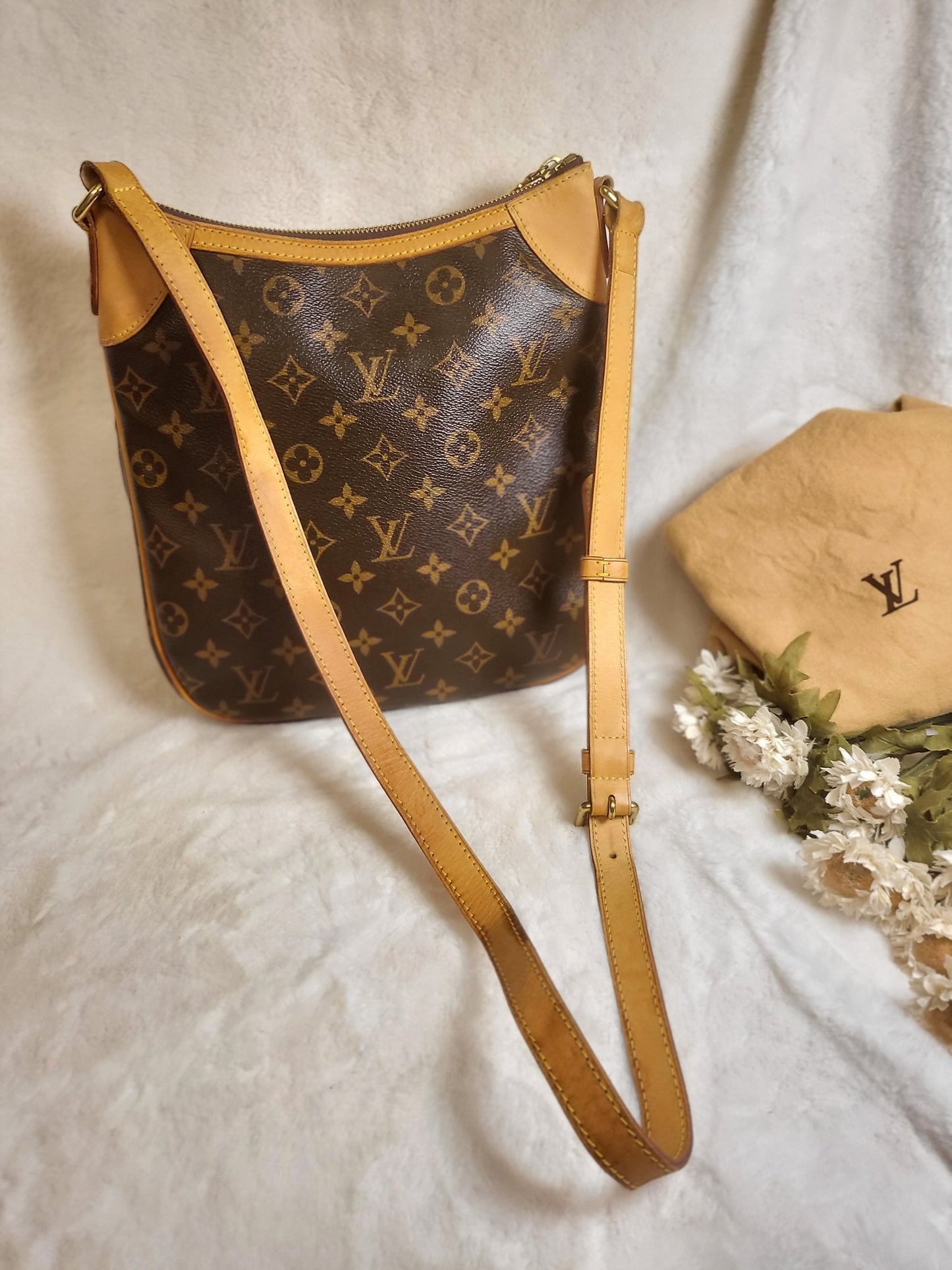 Authentic pre-owned Louis Vuitton odeon pm crossbody shoulder bag