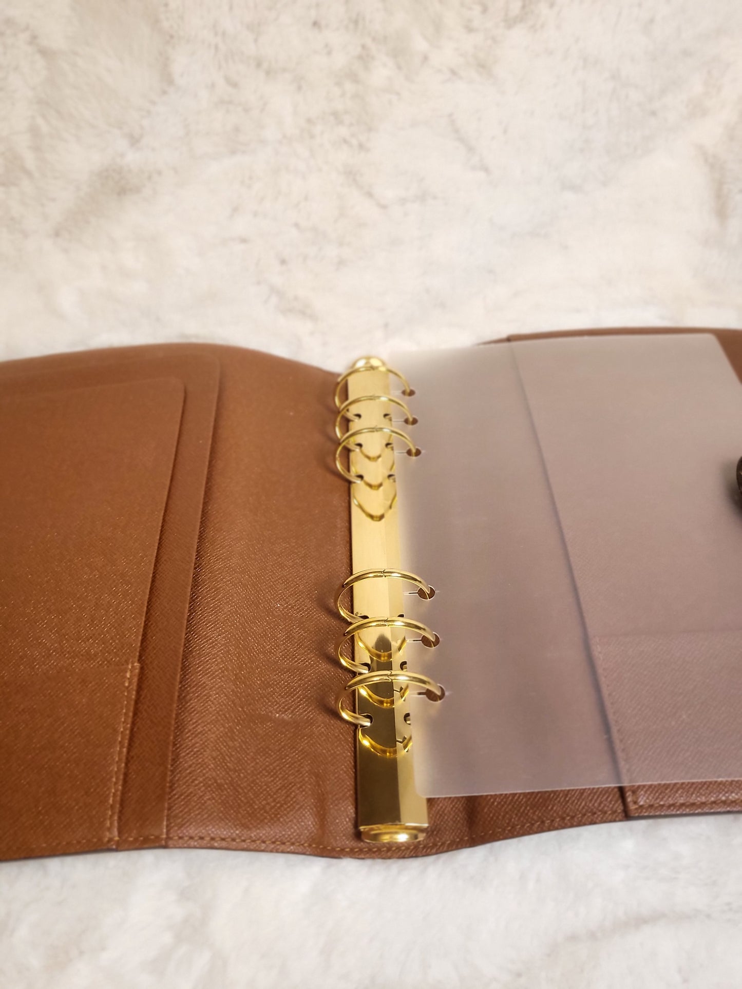 Authentic pre-owned Louis Vuitton agenda gm