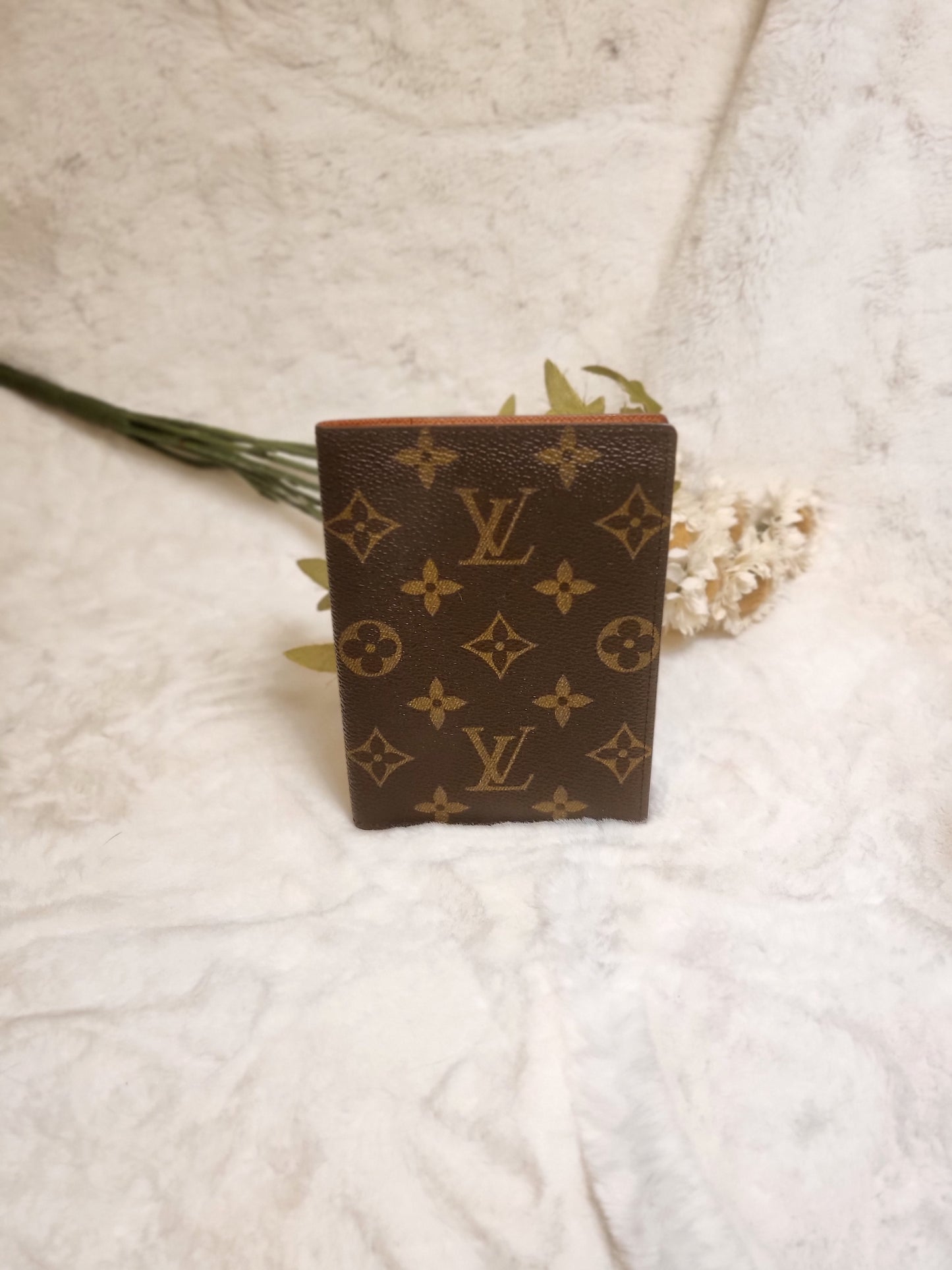 Authentic pre-owned Louis Vuitton passport holder