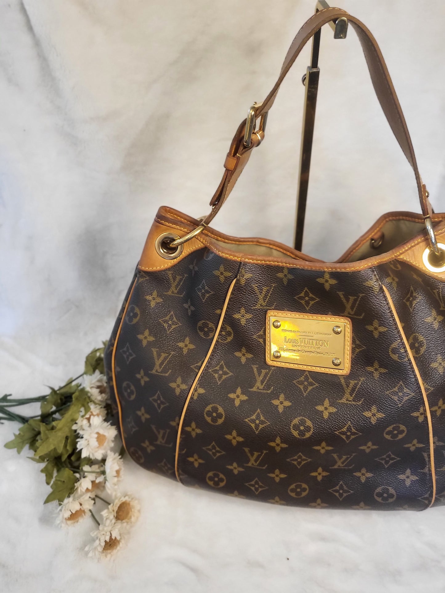 Authentic pre-owned Louis Vuitton Galliera gm tote shoulder bag