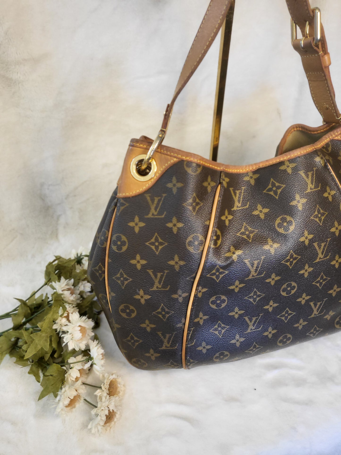 Authentic pre-owned Louis Vuitton Galliera gm tote shoulder bag