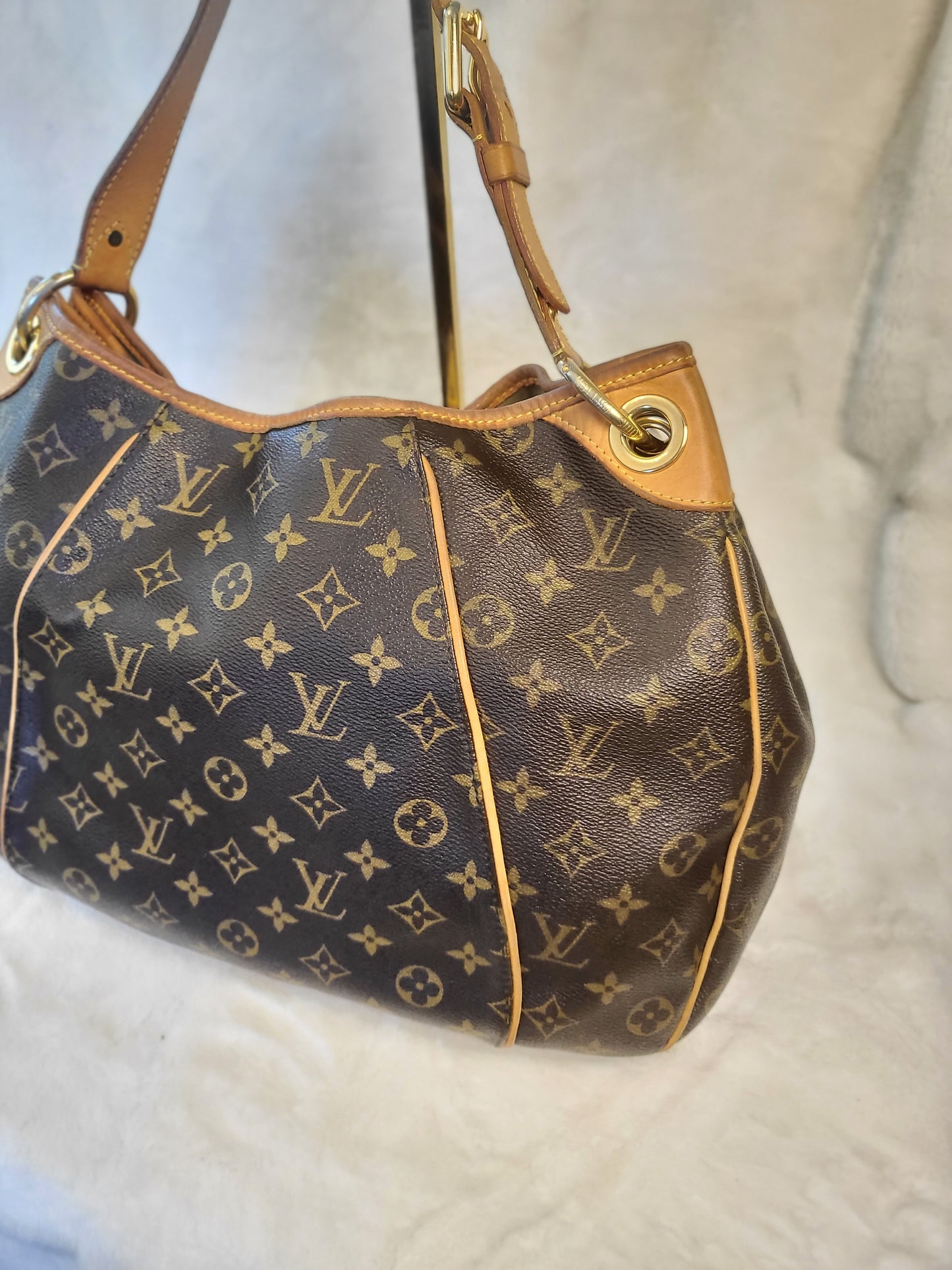 Authentic pre-owned Louis Vuitton Galliera gm tote shoulder bag