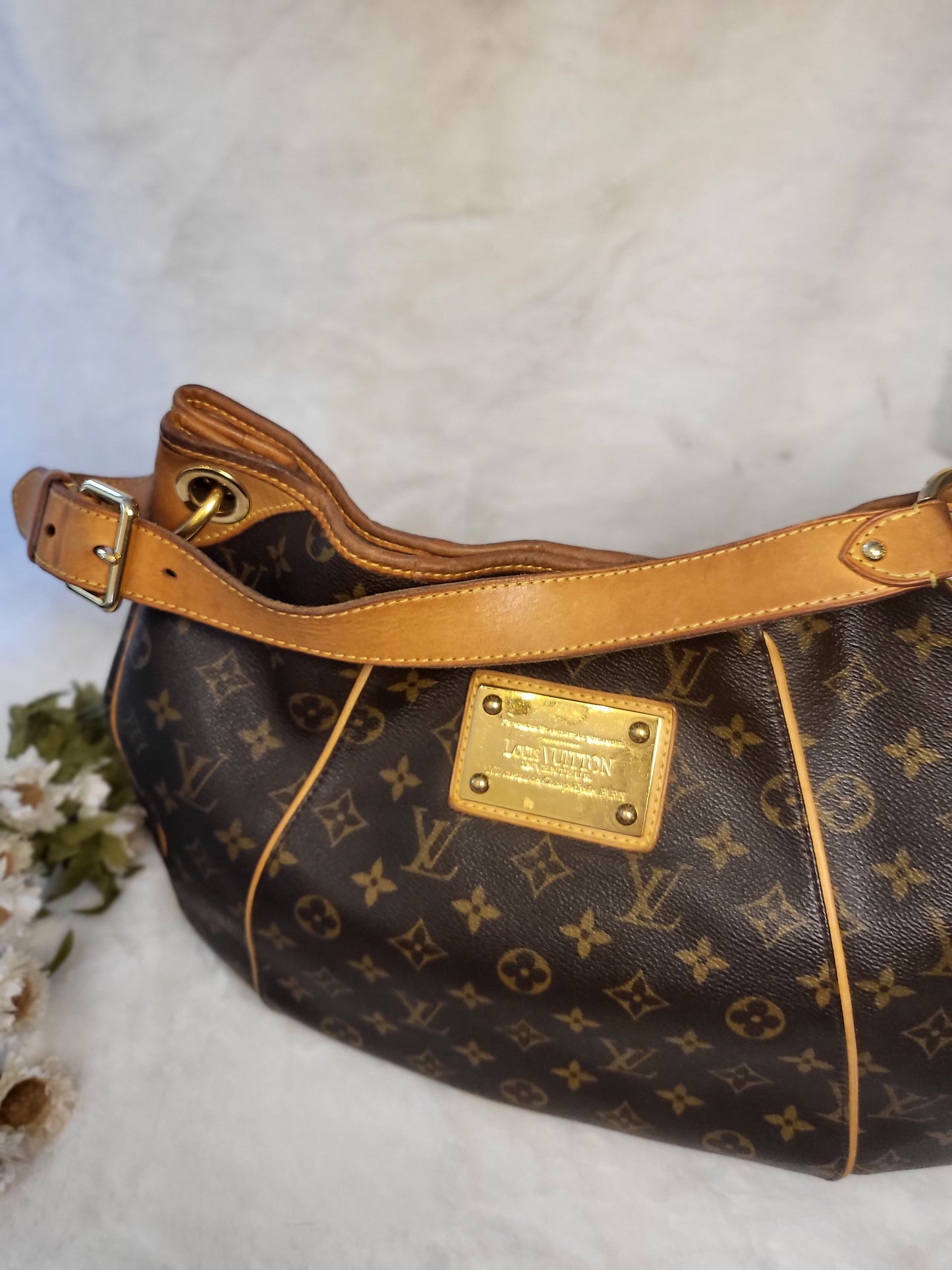 Authentic pre-owned Louis Vuitton Galliera gm tote shoulder bag