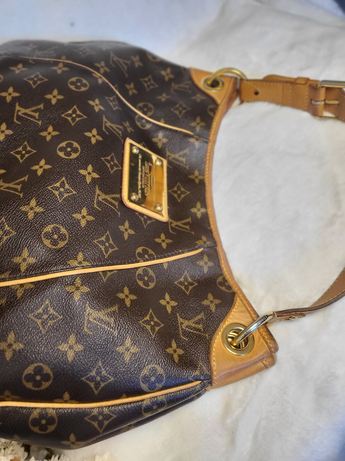 Authentic pre-owned Louis Vuitton Galliera gm tote shoulder bag