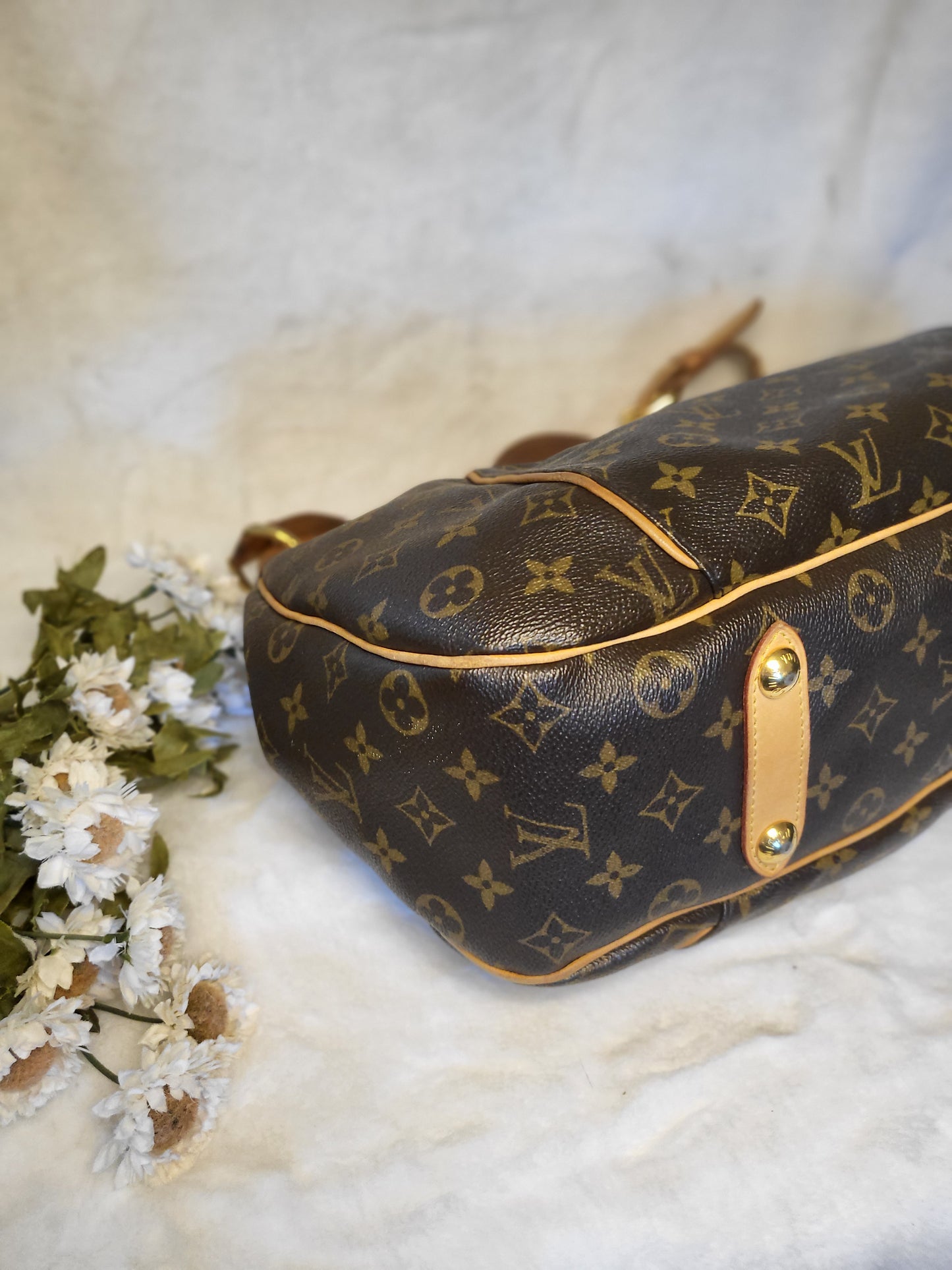 Authentic pre-owned Louis Vuitton Galliera gm tote shoulder bag