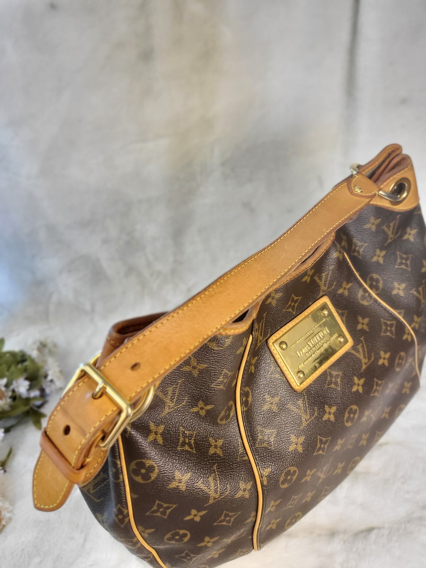 Authentic pre-owned Louis Vuitton Galliera gm tote shoulder bag