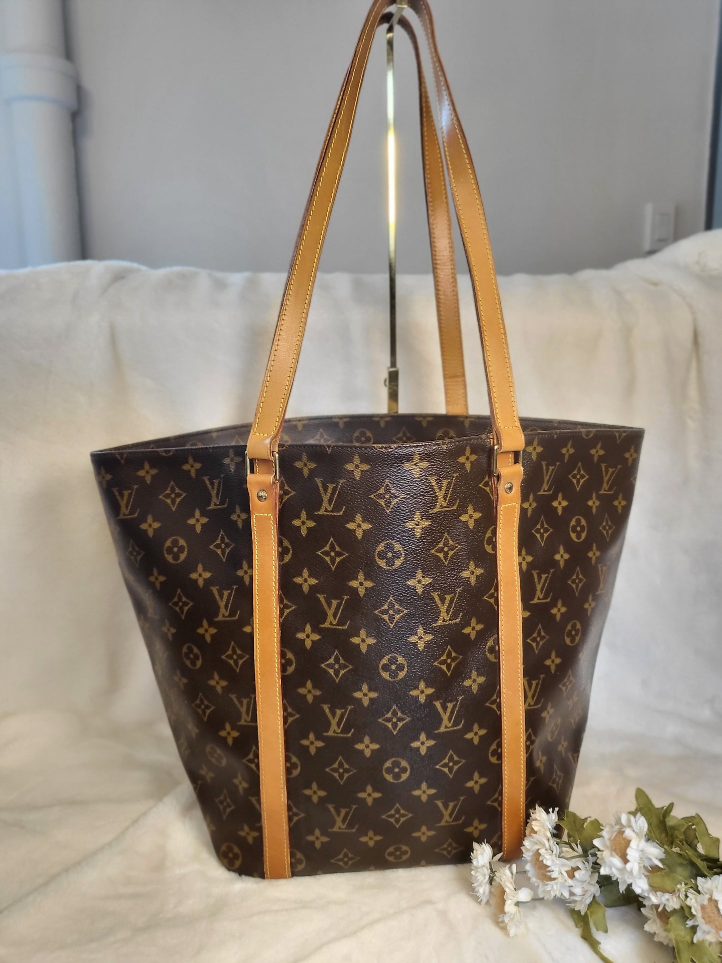 Authentic pre-owned Louis Vuitton sac tote pm shoulder bag