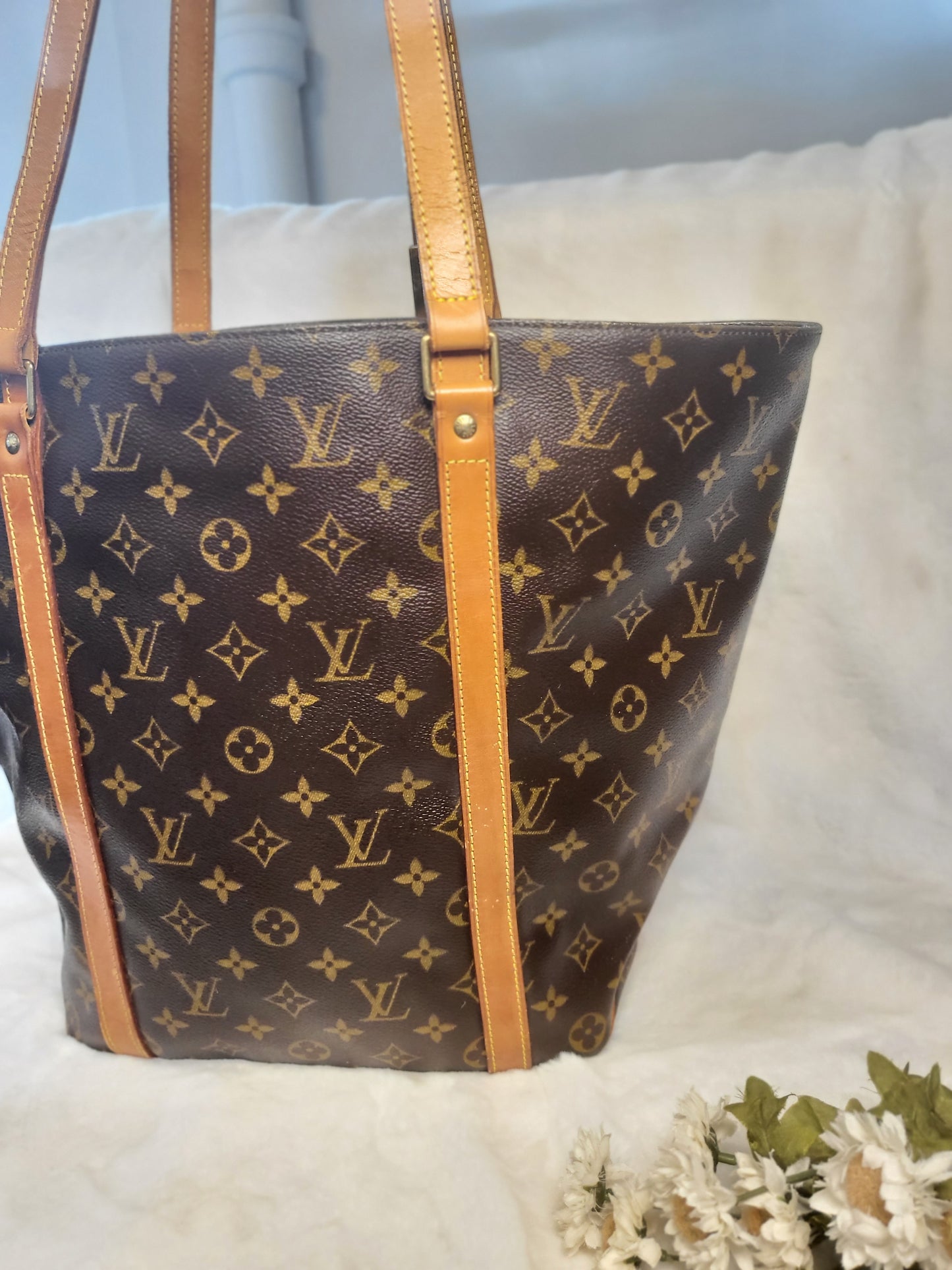Authentic pre-owned Louis Vuitton sac tote pm shoulder bag
