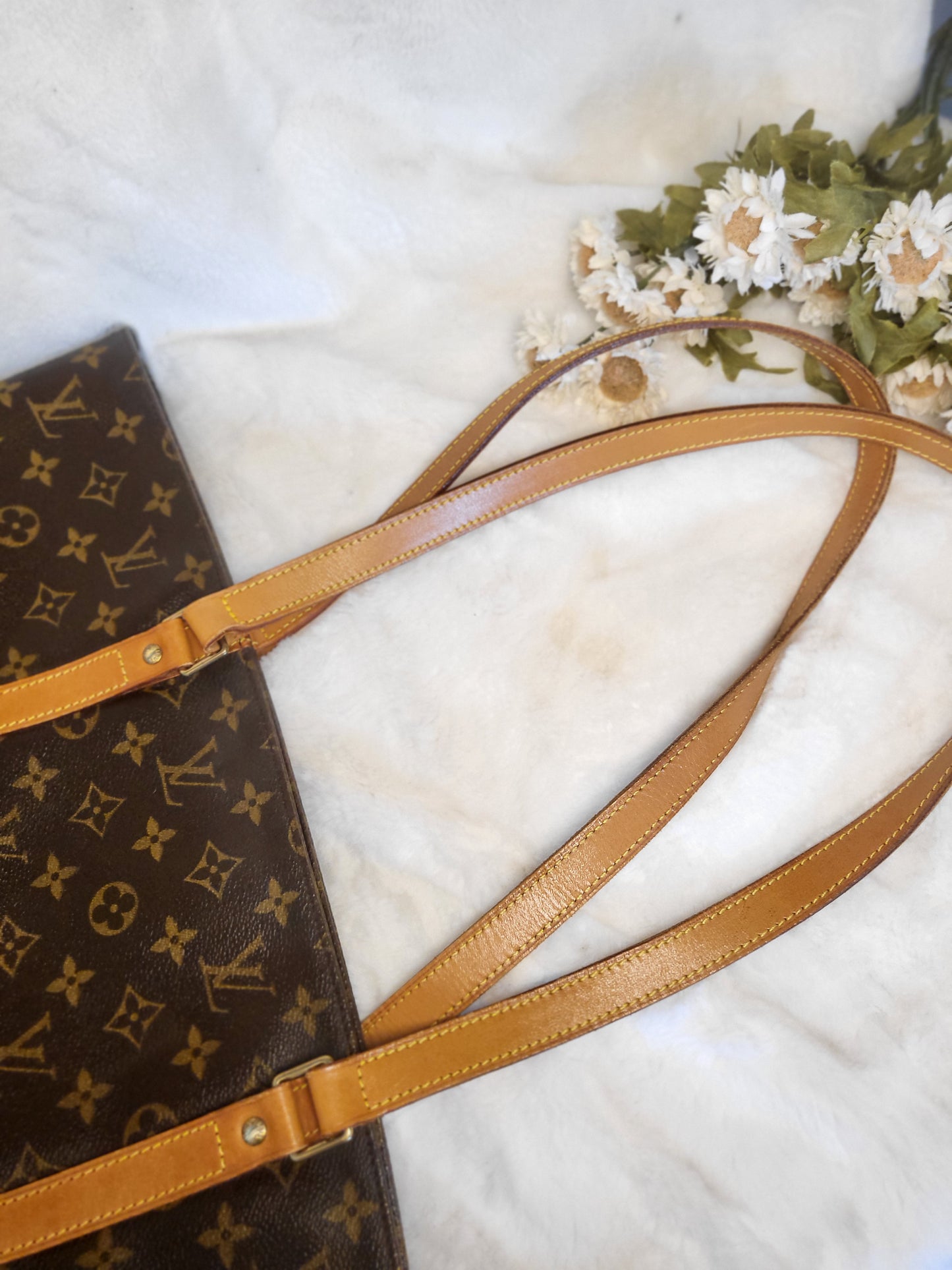 Authentic pre-owned Louis Vuitton sac tote pm shoulder bag
