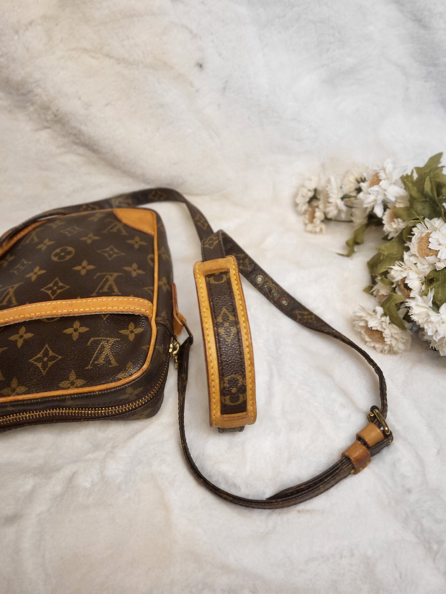 Authentic pre-owned Louis Vuitton Danube pm crossbody shoulder bag