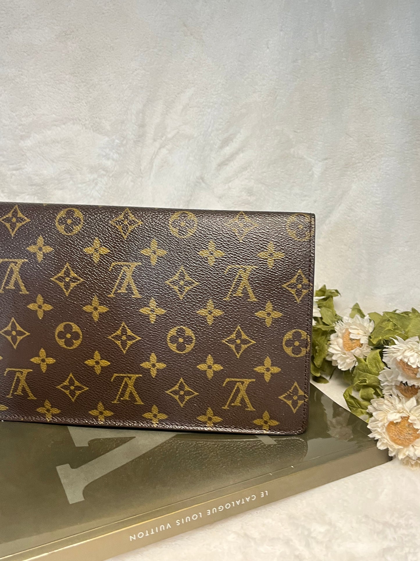 Authentic pre-owned Louis Vuitton chaillot clutch