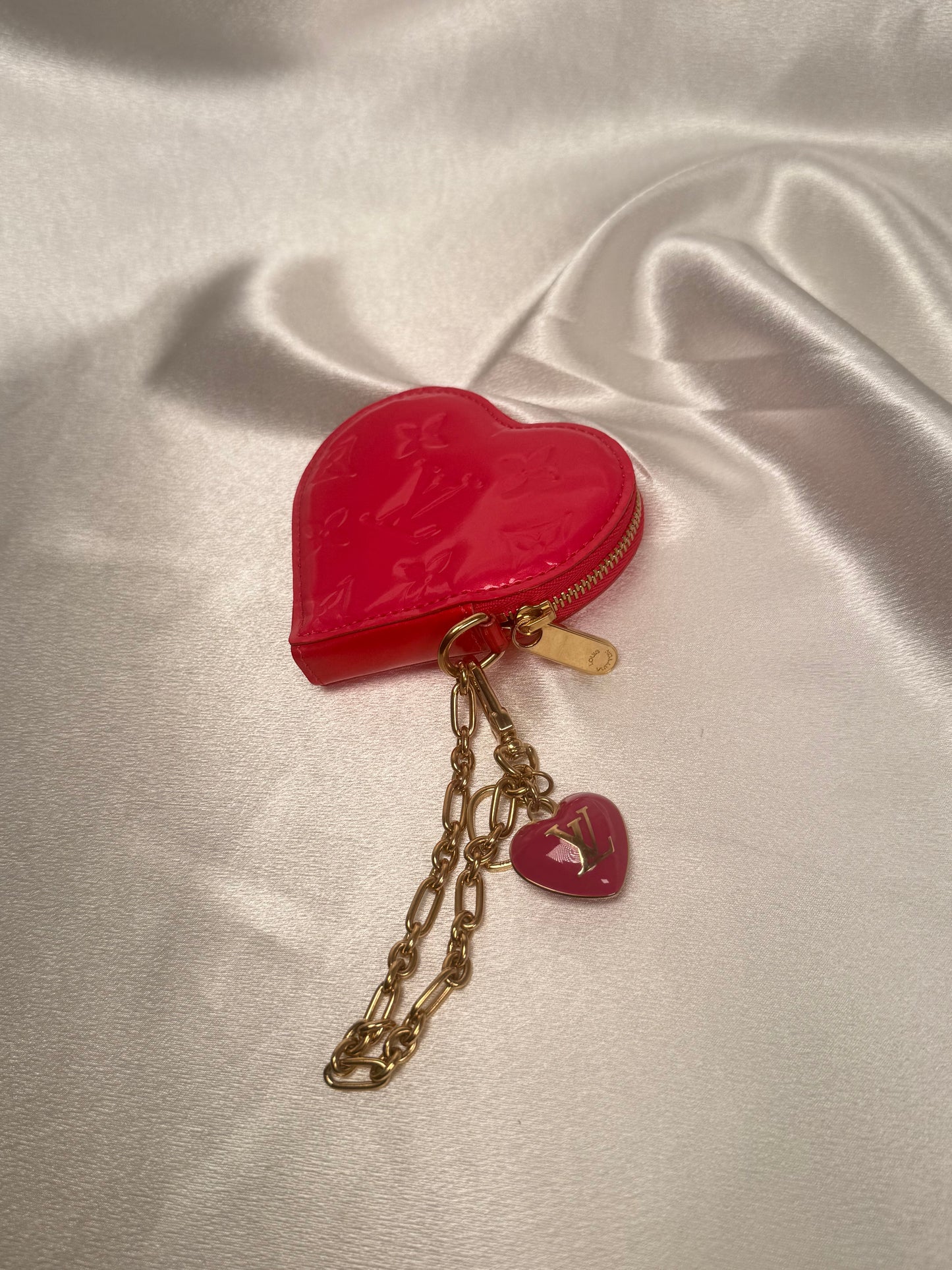 Louis Vuitton Vernis heart coin purse