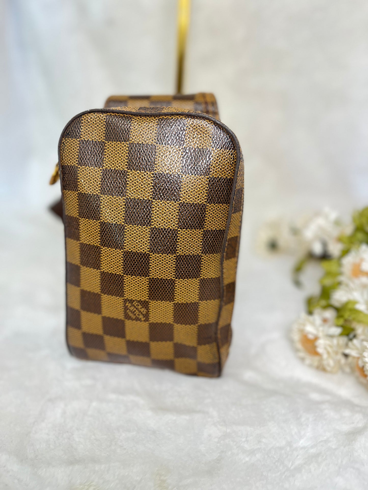Authentic pre-owned Louis Vuitton Geronimos Bum bag waist bag