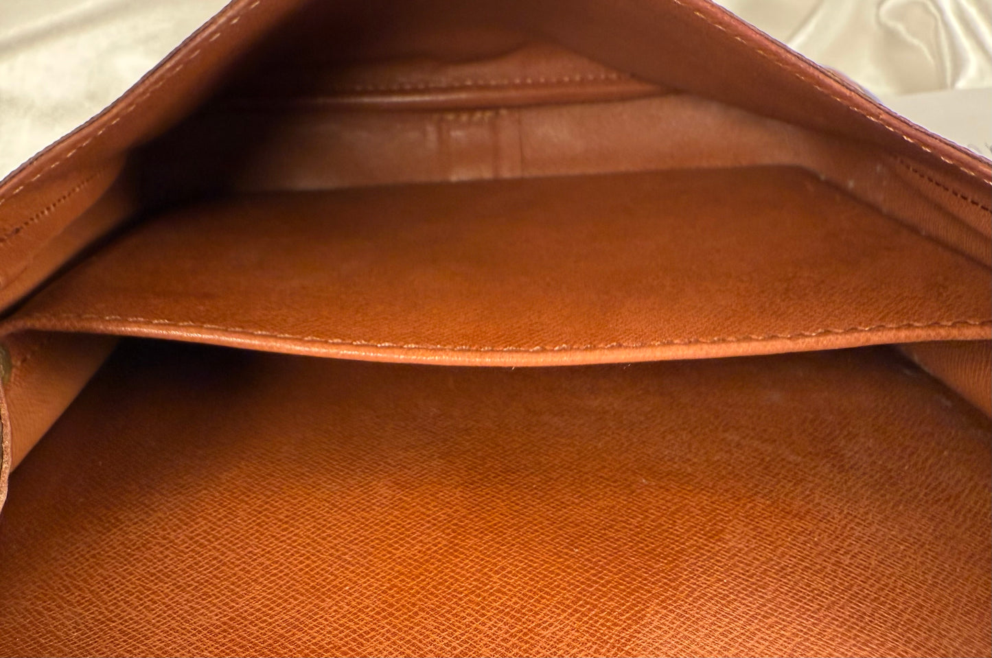 Louis Vuitton Cartouchiere MM