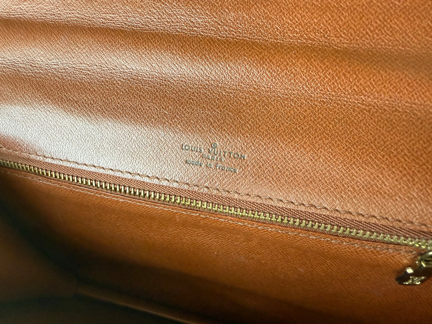 Louis Vuitton Monogram Monceau 26