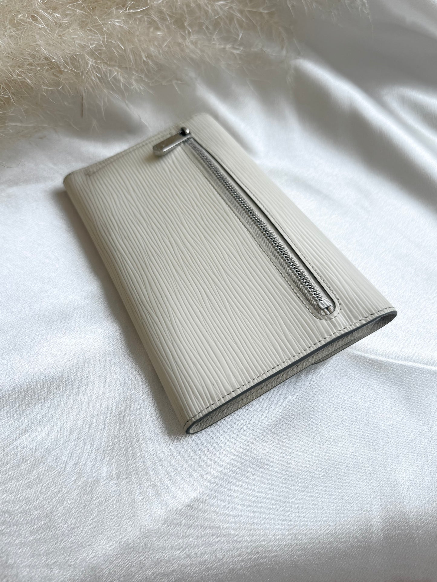 Louis Vuitton Epi Portefeiulle Eugenie Wallet