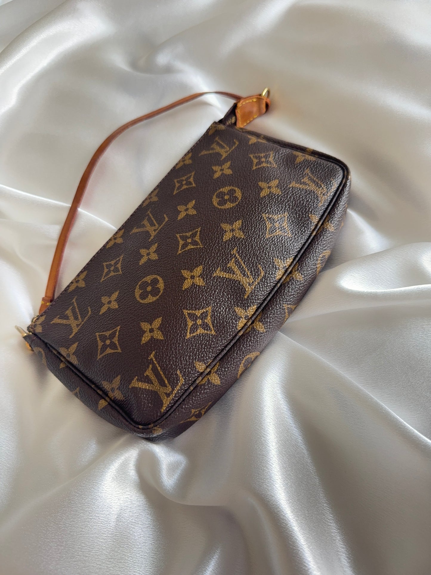 Louis Vuitton Monogram Pochette Accessoires