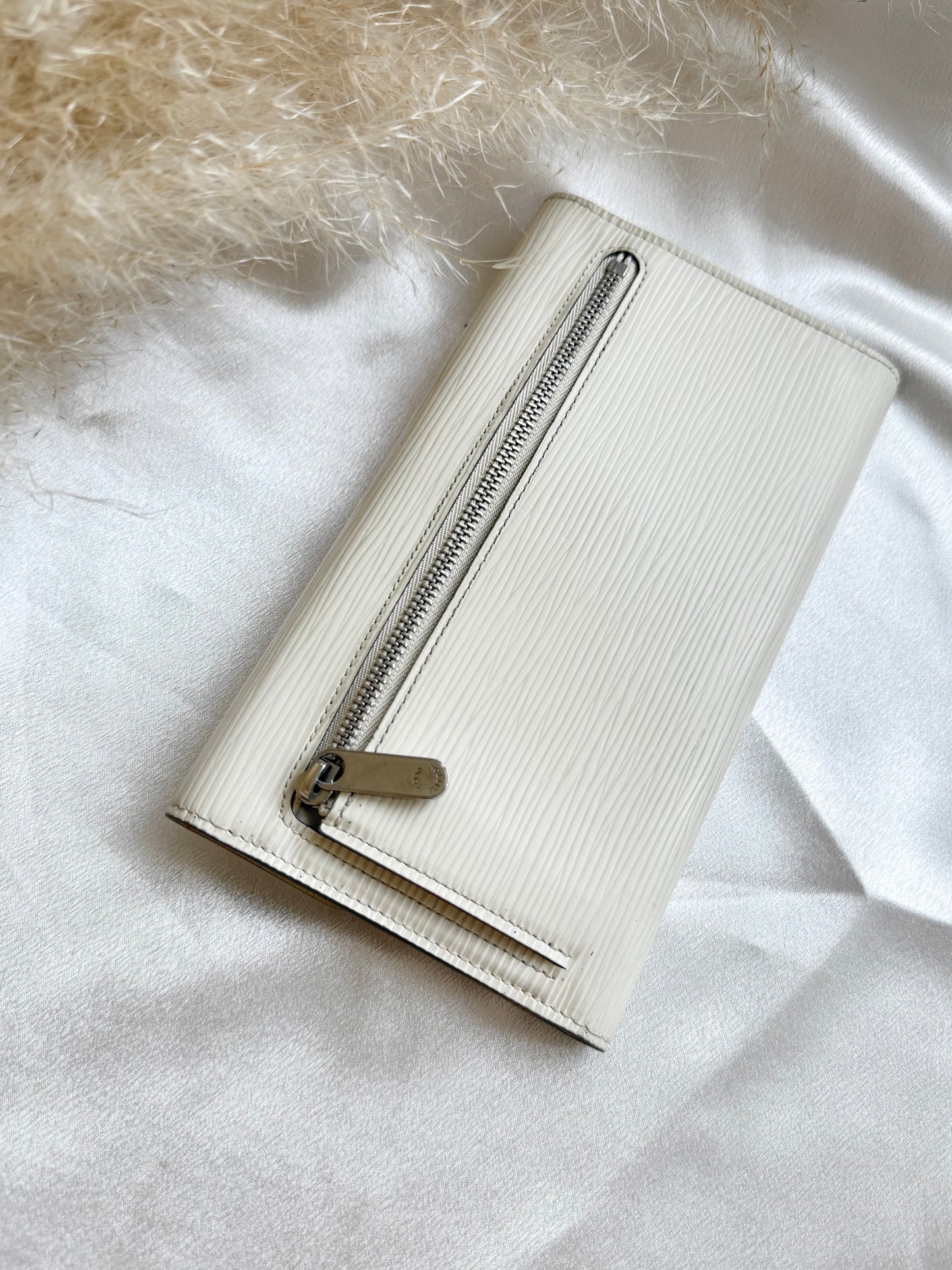 Louis Vuitton Epi Portefeiulle Eugenie Wallet