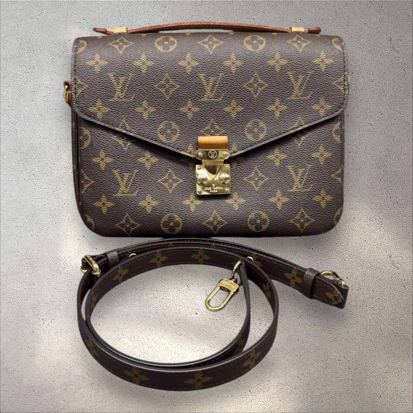 Louis Vuitton pochette Métis