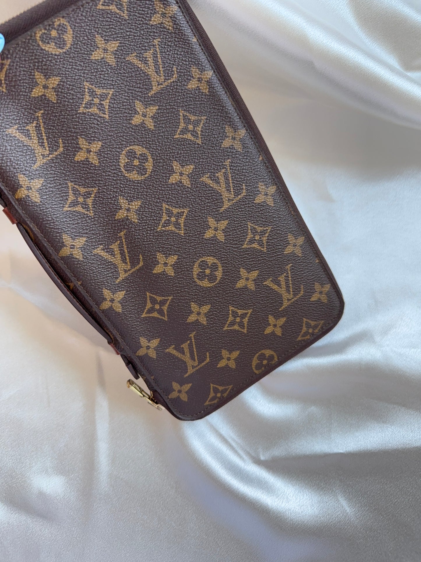 Louis Vuitton de Voyage travel organizer