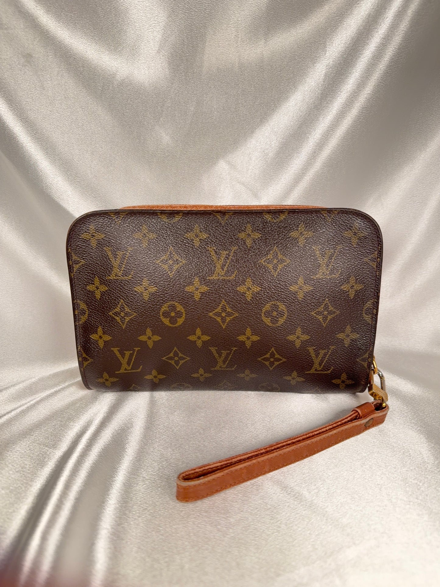 Louis Vuitton Orsay monogram clutch