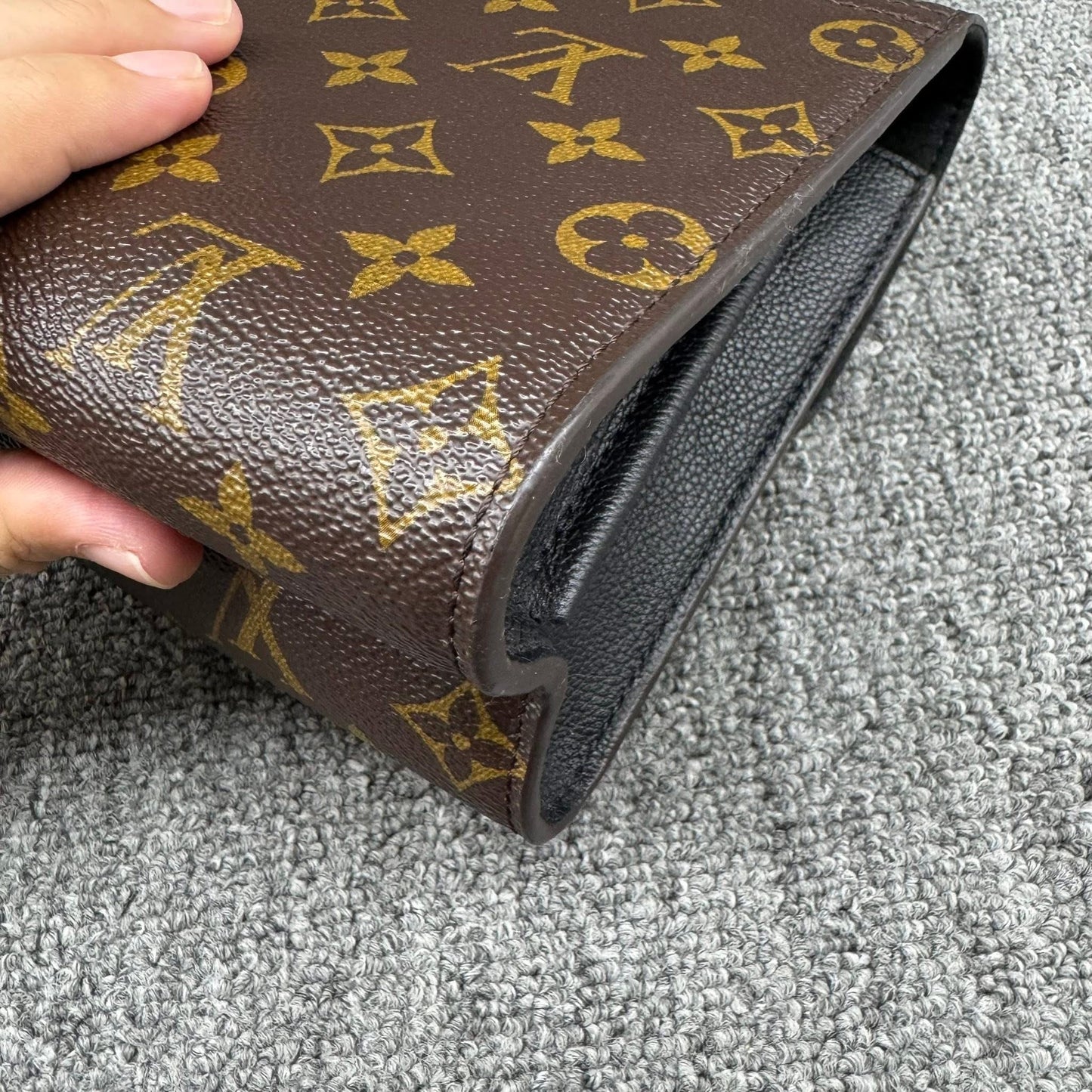 Louis Vuitton Monogram Black Victoire Shoulder Bag