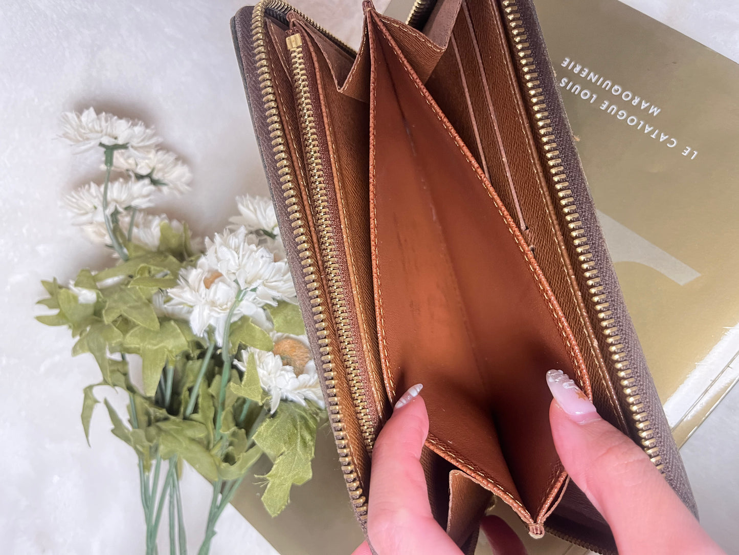 Authentic pre-owned Louis Vuitton zippy wallet
