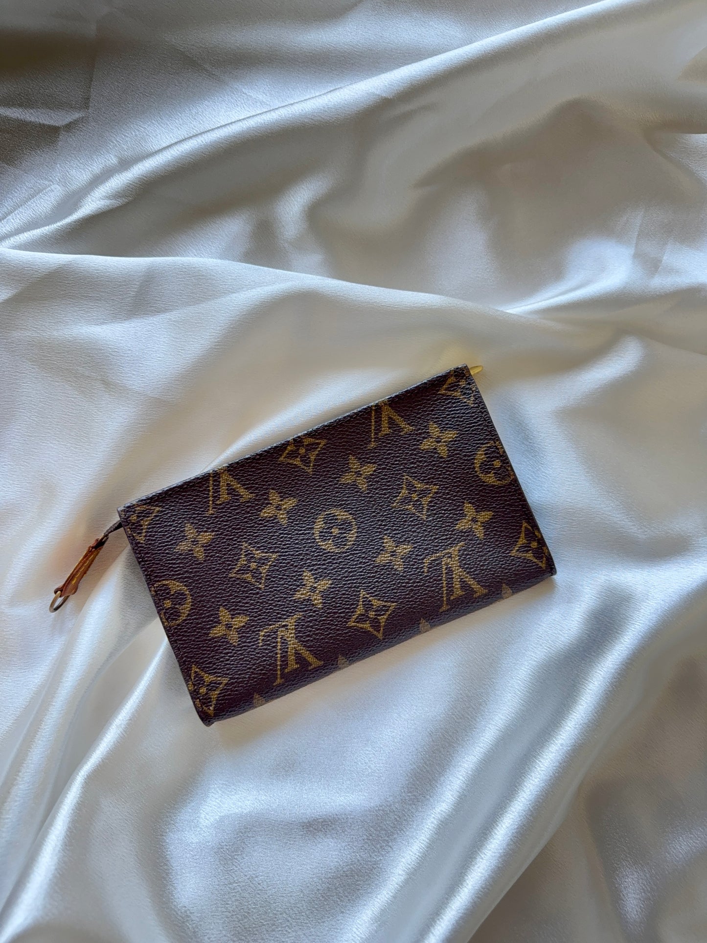 Louis Vuitton Bucket Pouch