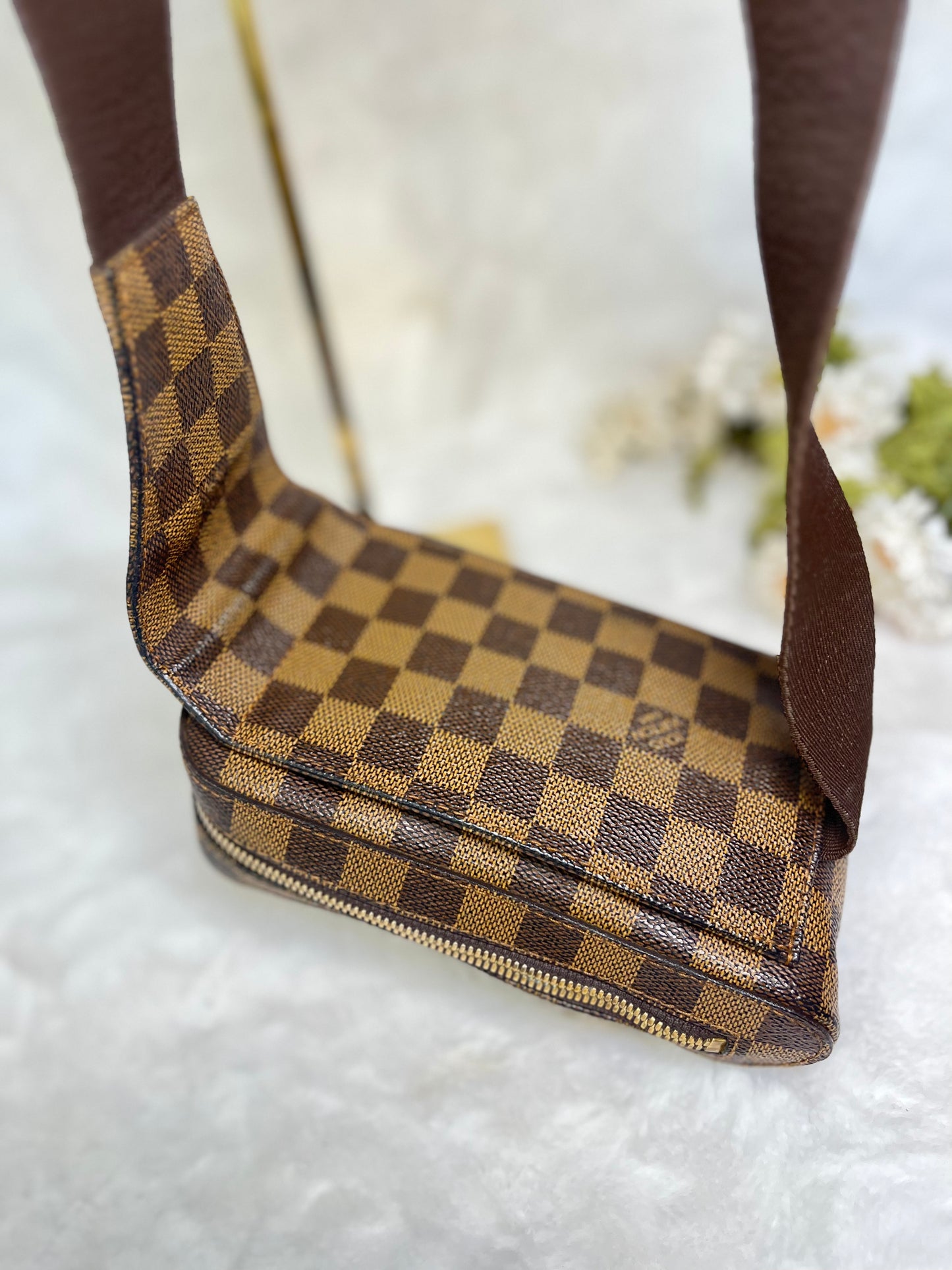 Authentic pre-owned Louis Vuitton Geronimos Bum bag waist bag