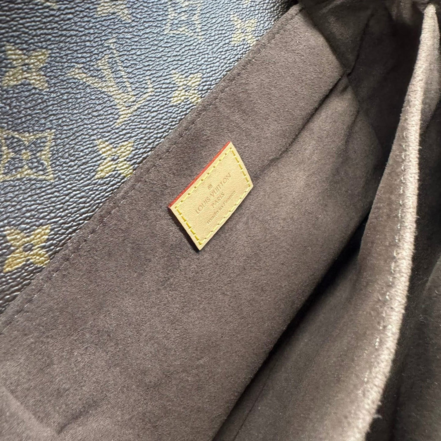 Louis Vuitton pochette Métis