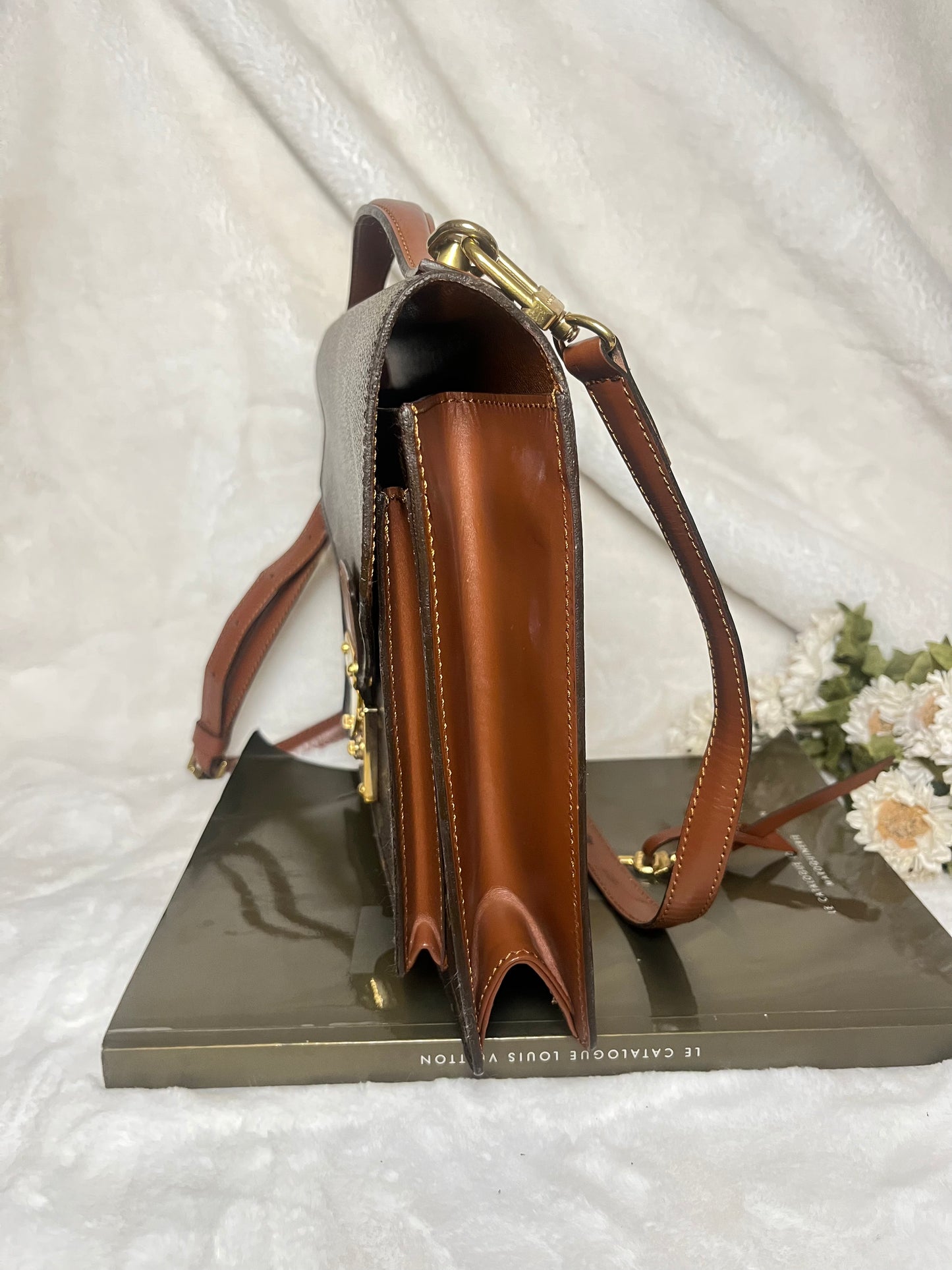 Authentic pre-owned Louis Vuitton Monceau crossbody shoulder bag