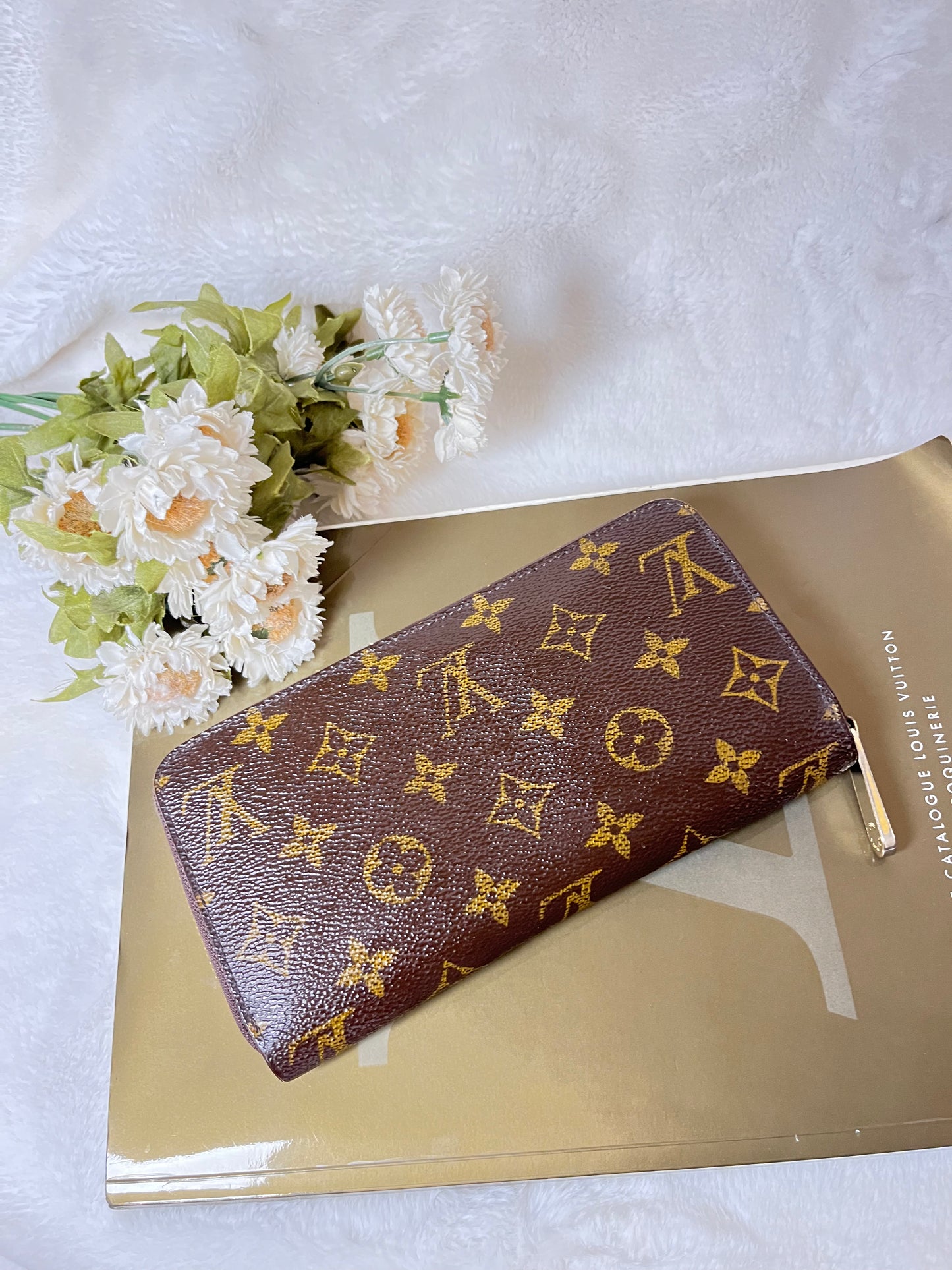 Authentic pre-owned Louis Vuitton zippy compact wallet
