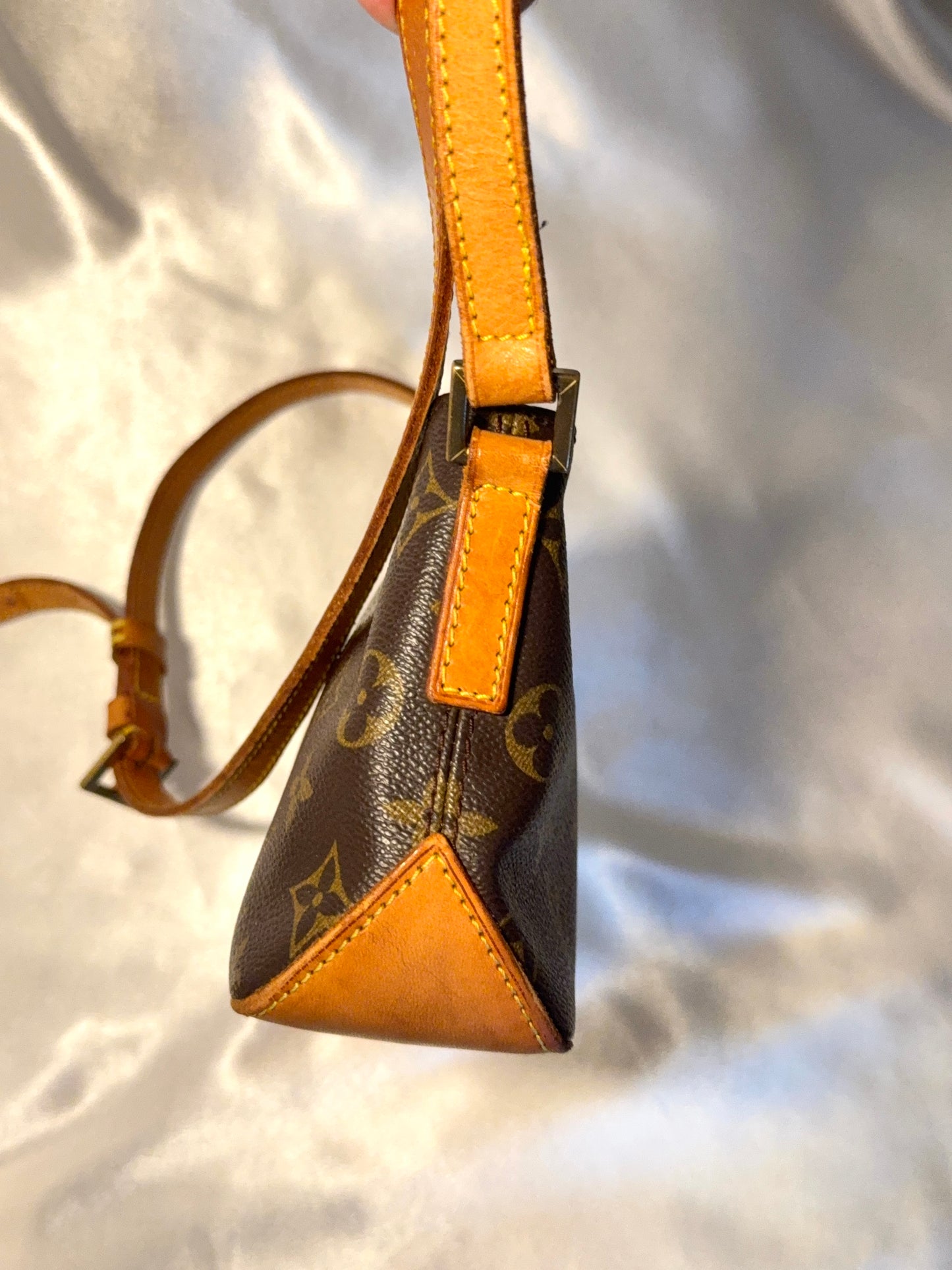 Louis Vuitton Trotteur
