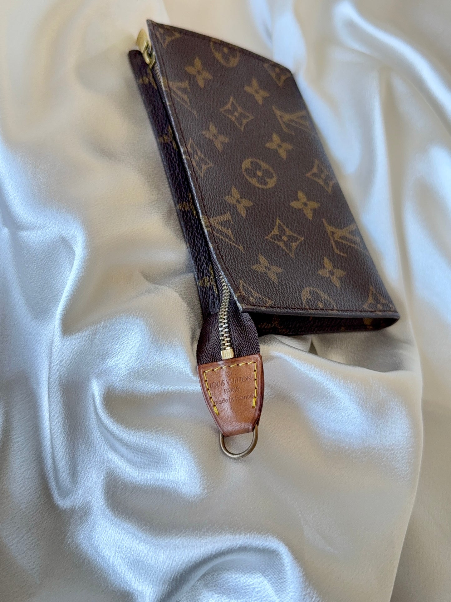 Louis Vuitton Bucket Pouch
