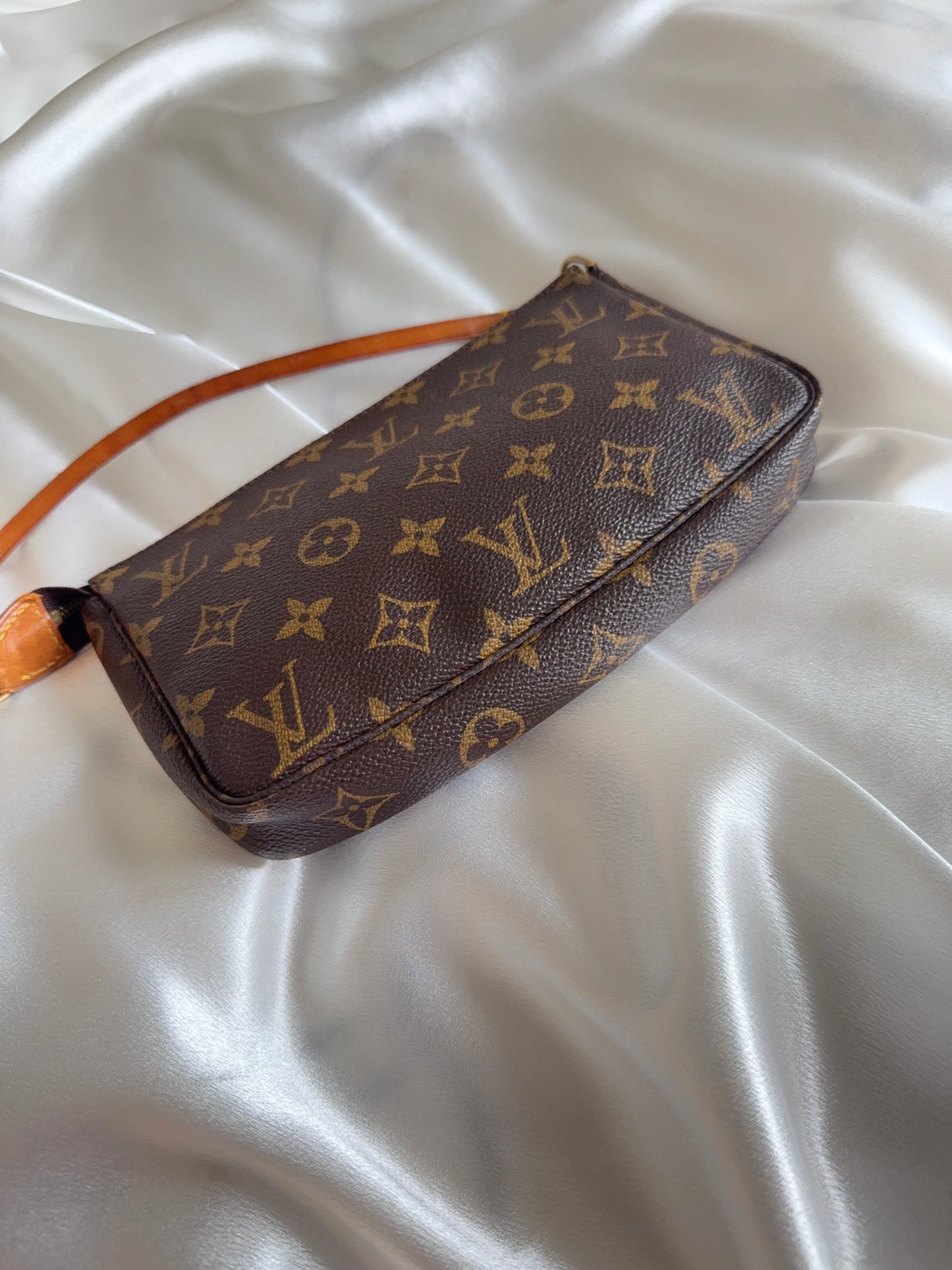 Louis Vuitton Monogram Pochette Accessoires